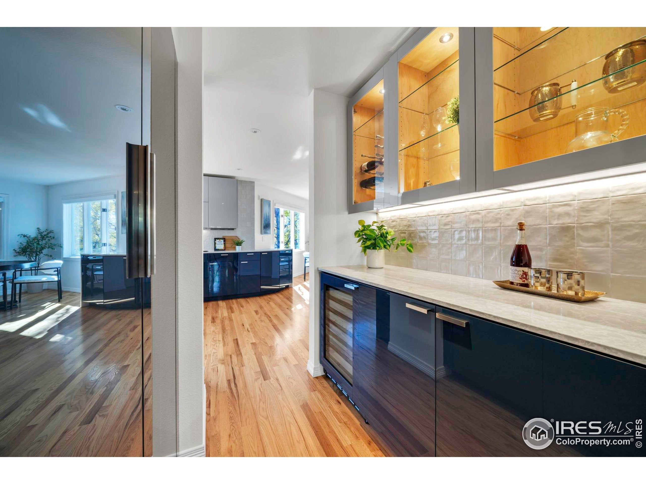 Boulder, Colorado, 80304, United States, 4 Bedrooms Bedrooms, ,5 BathroomsBathrooms,Residential,Active,1997577