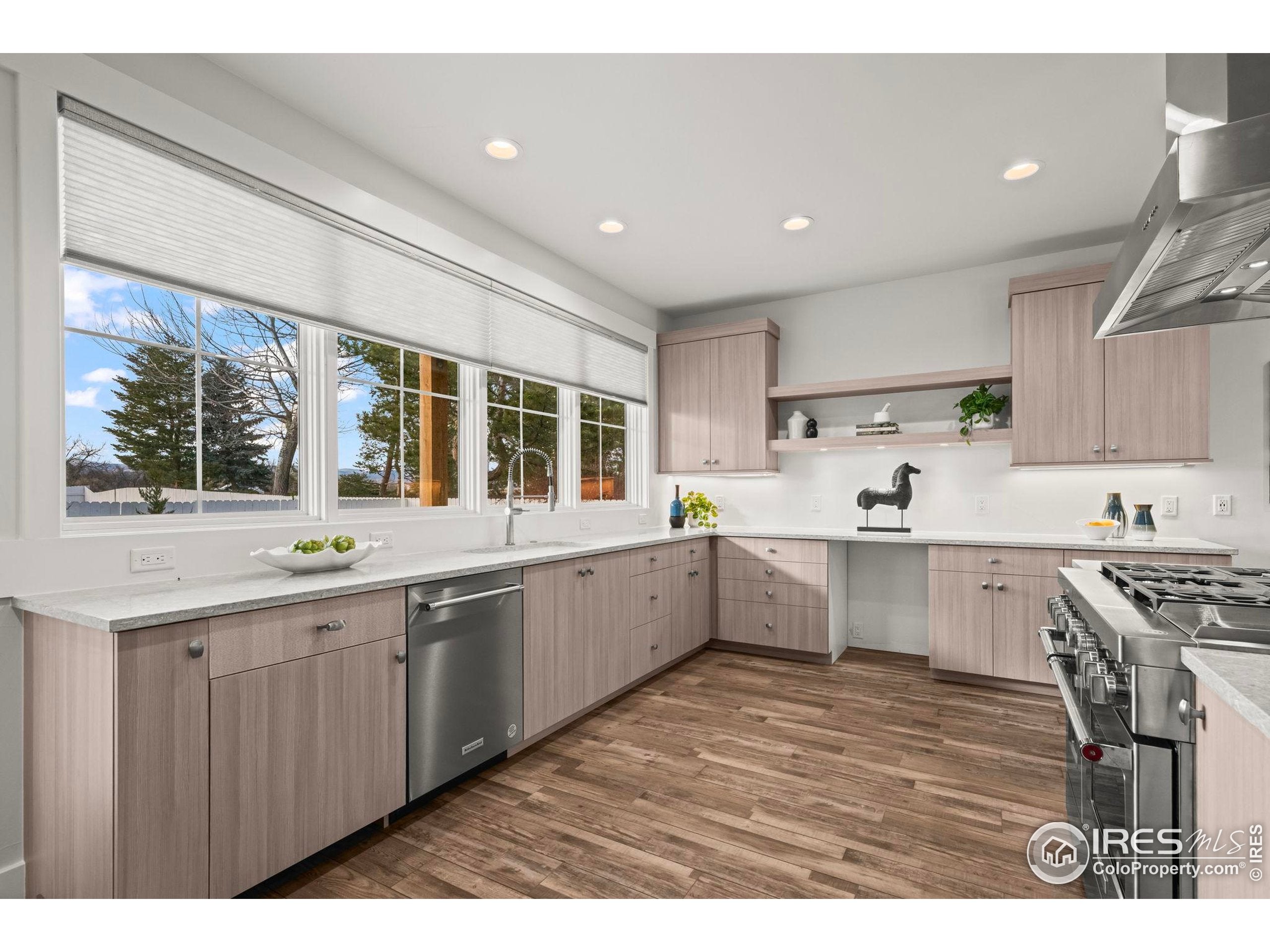 Lafayette, Colorado, 80026, United States, 5 Bedrooms Bedrooms, ,7 BathroomsBathrooms,Residential,Active,2006932