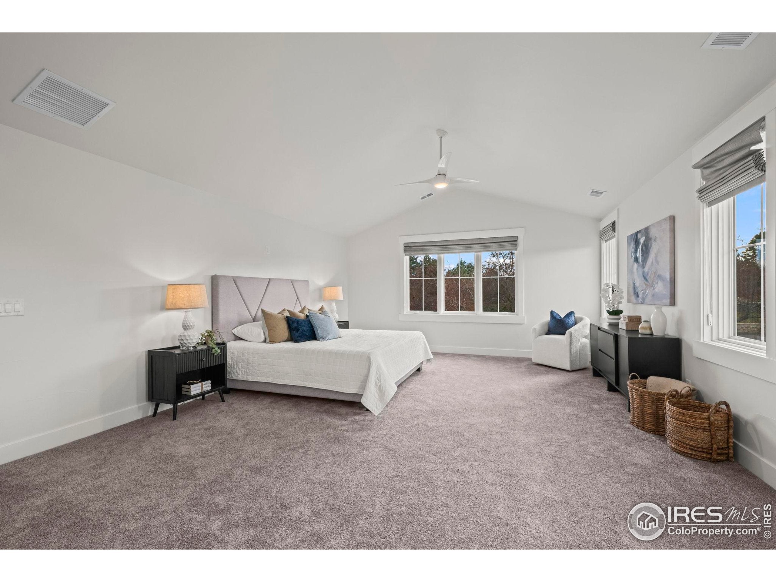 Lafayette, Colorado, 80026, United States, 5 Bedrooms Bedrooms, ,7 BathroomsBathrooms,Residential,Active,2006932