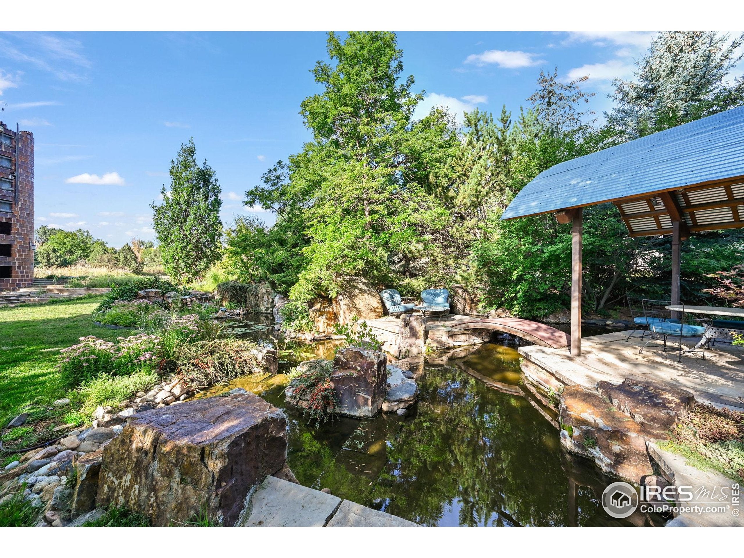 Louisville, Colorado, 80027, United States, 3 Bedrooms Bedrooms, ,3 BathroomsBathrooms,Residential,Pending,1997546