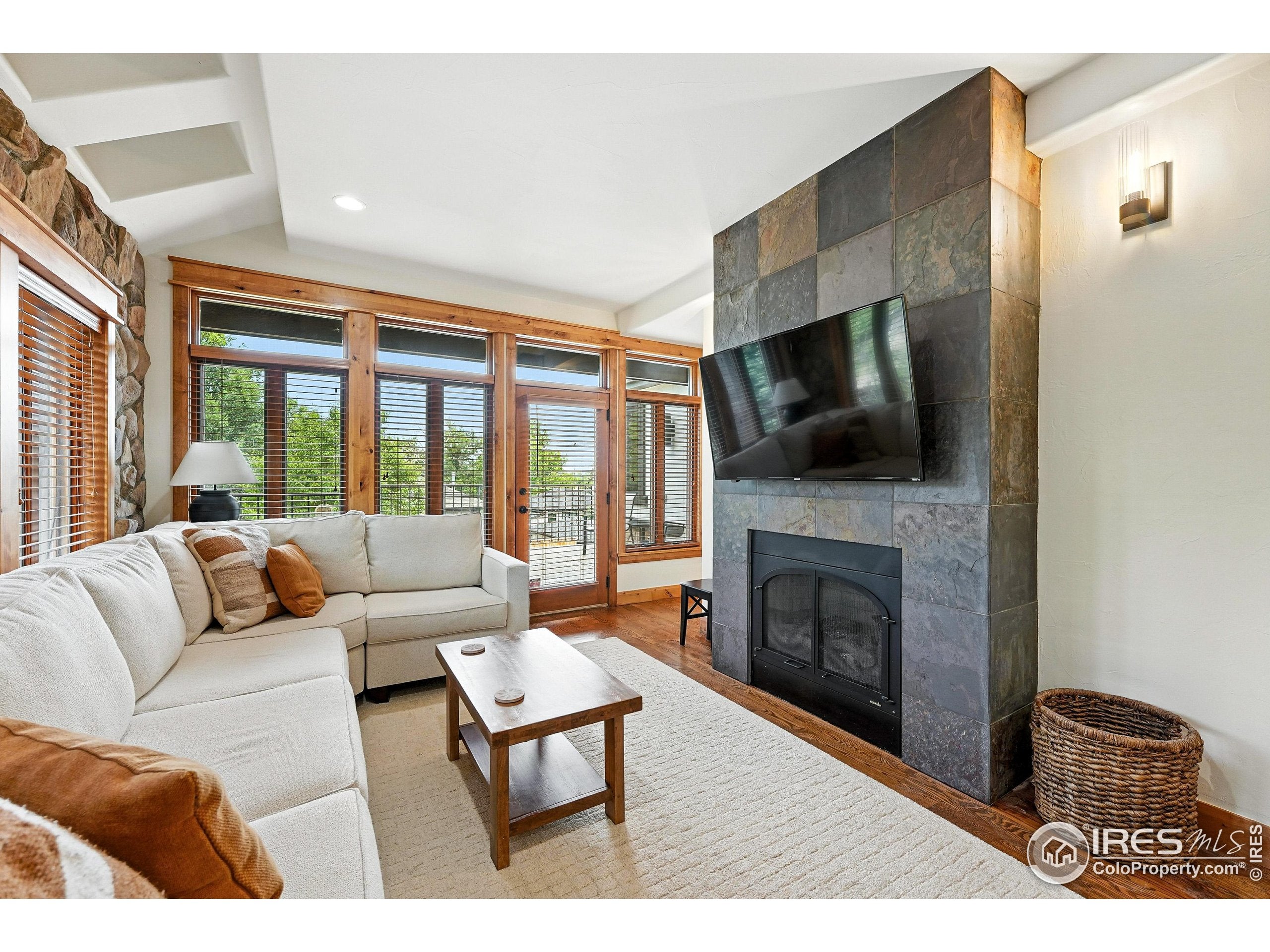 Boulder, Colorado, 80304, United States, 5 Bedrooms Bedrooms, ,4 BathroomsBathrooms,Residential,Active,1997632