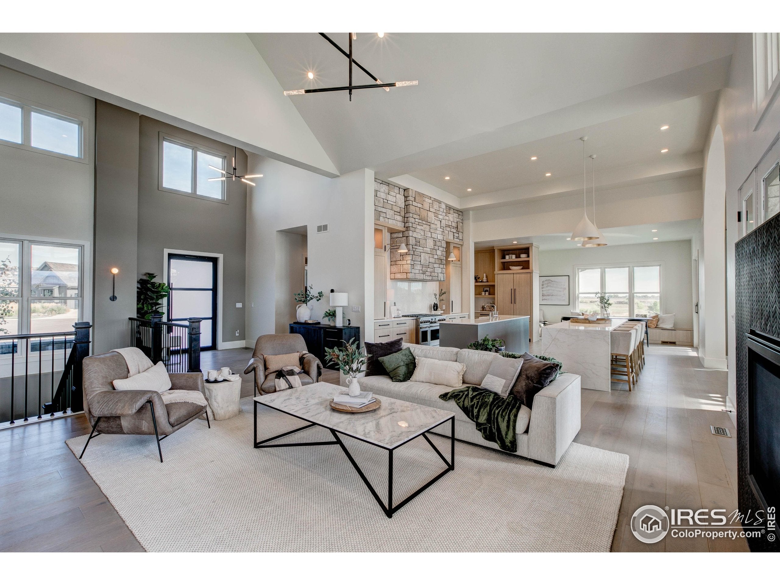 Berthoud, Colorado, 80513, United States, 4 Bedrooms Bedrooms, ,8 BathroomsBathrooms,Residential,Active,2012195