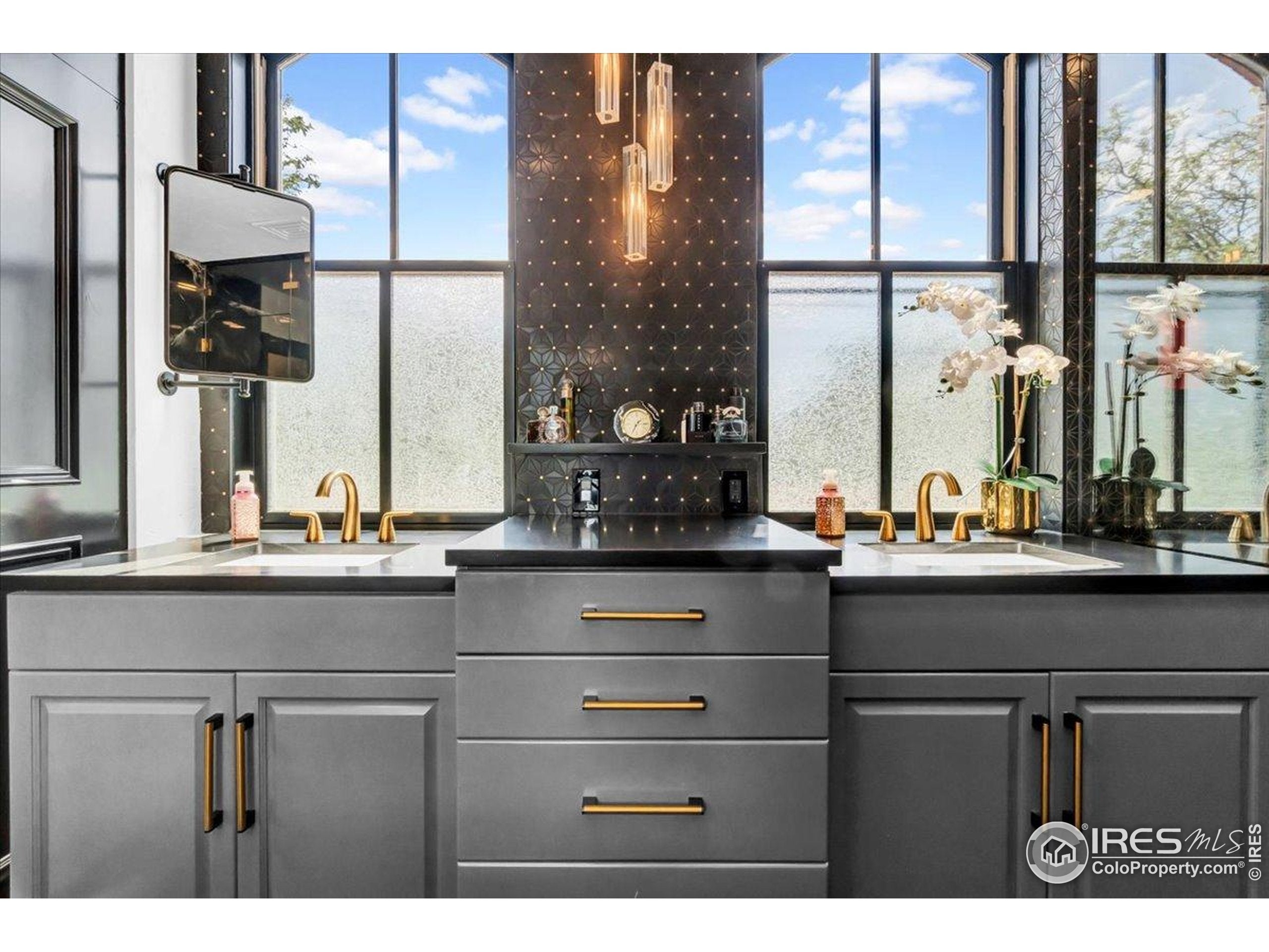 Fort Collins, Colorado, 80521, United States, 2 Bedrooms Bedrooms, ,3 BathroomsBathrooms,Residential,Active,1951800