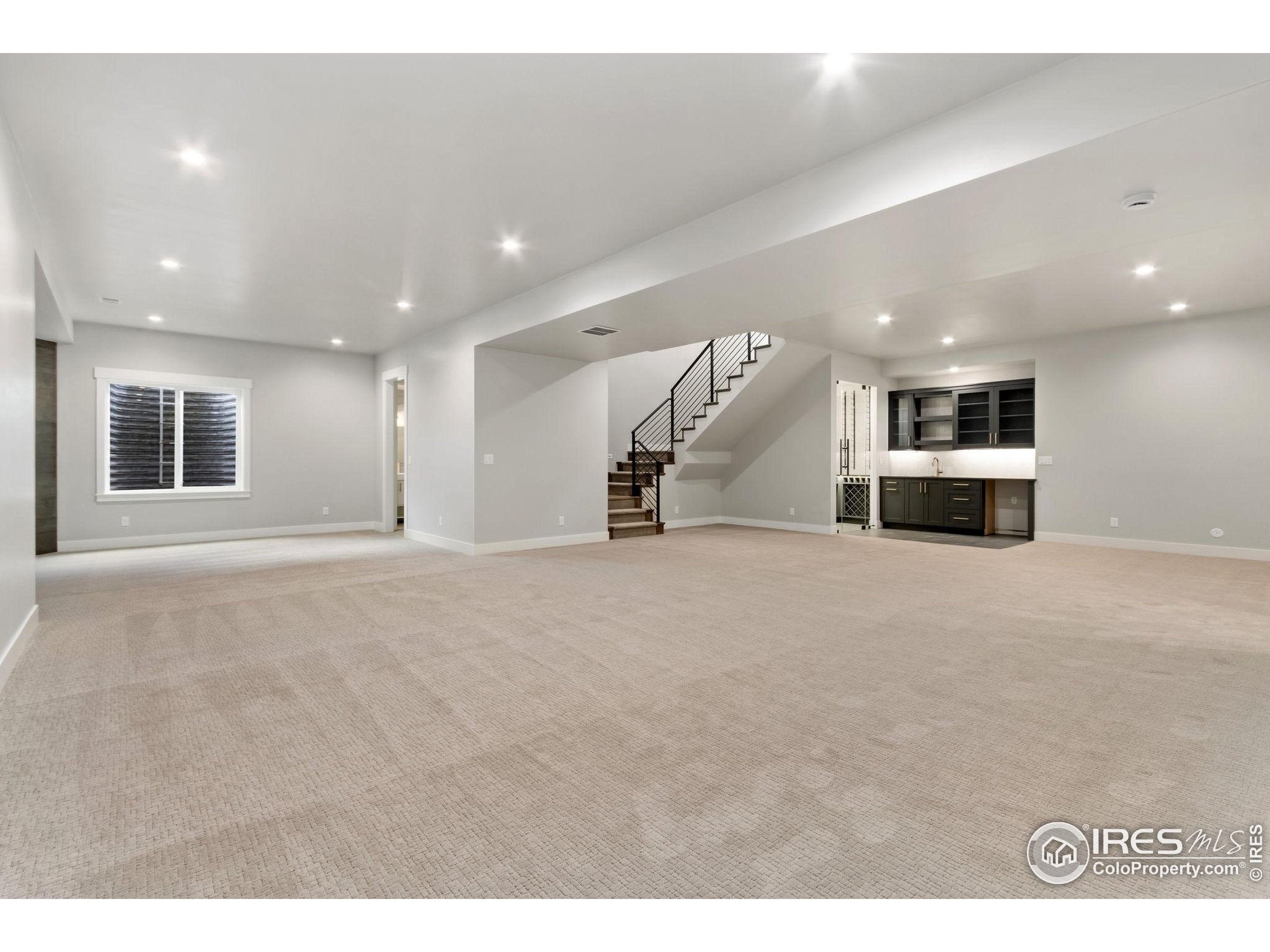 Windsor, Colorado, 80550, United States, ,6 BathroomsBathrooms,Residential,Active,1828956