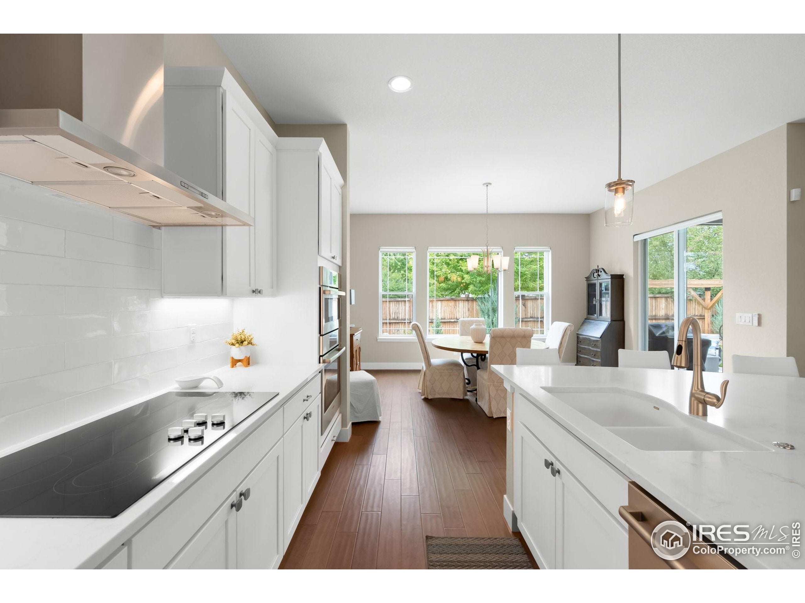 Golden, Colorado, 80403, United States, 5 Bedrooms Bedrooms, ,4 BathroomsBathrooms,Residential,Active,1945502