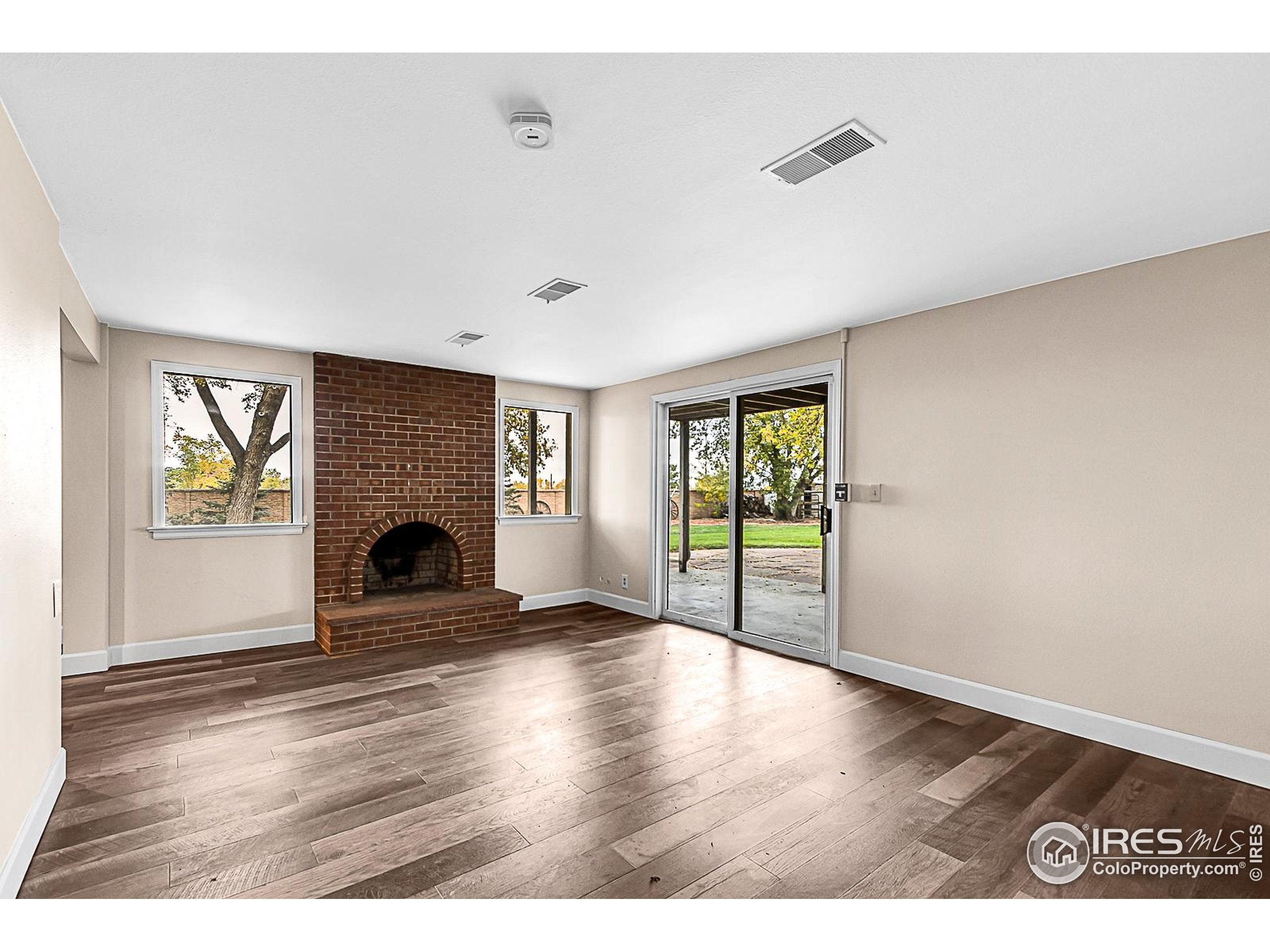 Greeley, Colorado, 80634, United States, 6 Bedrooms Bedrooms, ,3 BathroomsBathrooms,Residential,Active,1889341