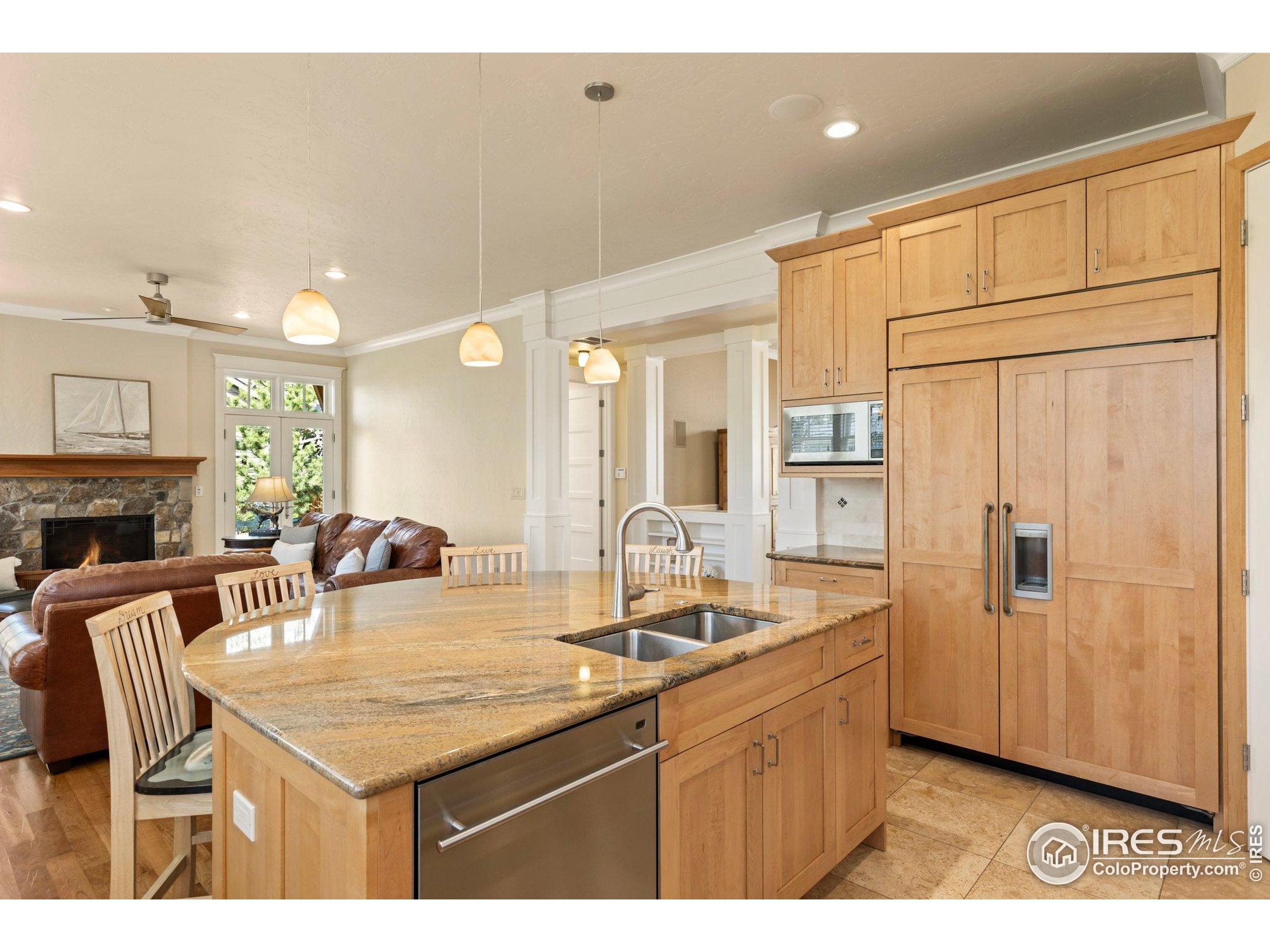 Louisville, Colorado, 80027, United States, 4 Bedrooms Bedrooms, ,5 BathroomsBathrooms,Residential,Active,1764452