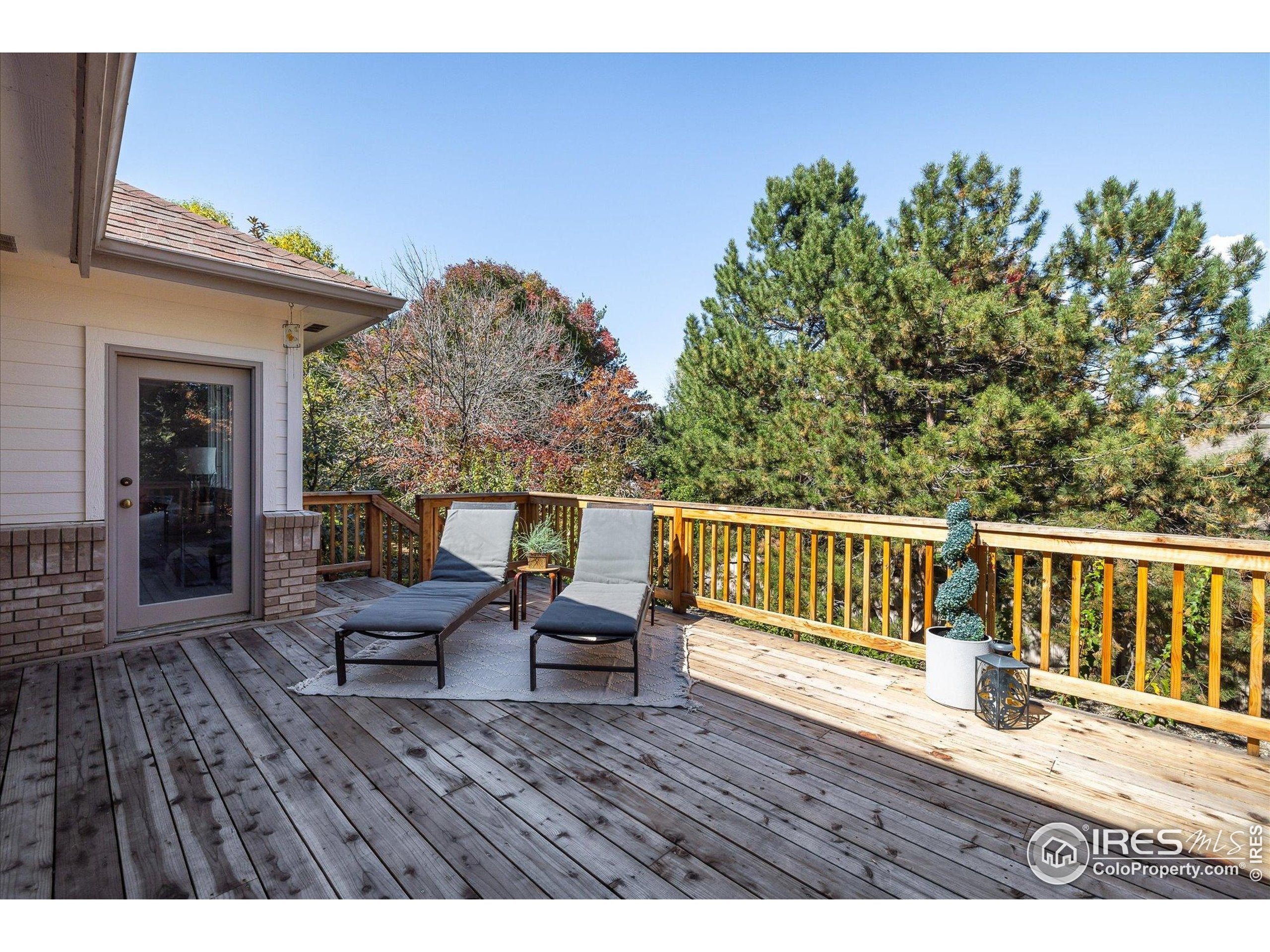 Lafayette, Colorado, 80026, United States, 4 Bedrooms Bedrooms, ,3 BathroomsBathrooms,Residential,Active,1959544