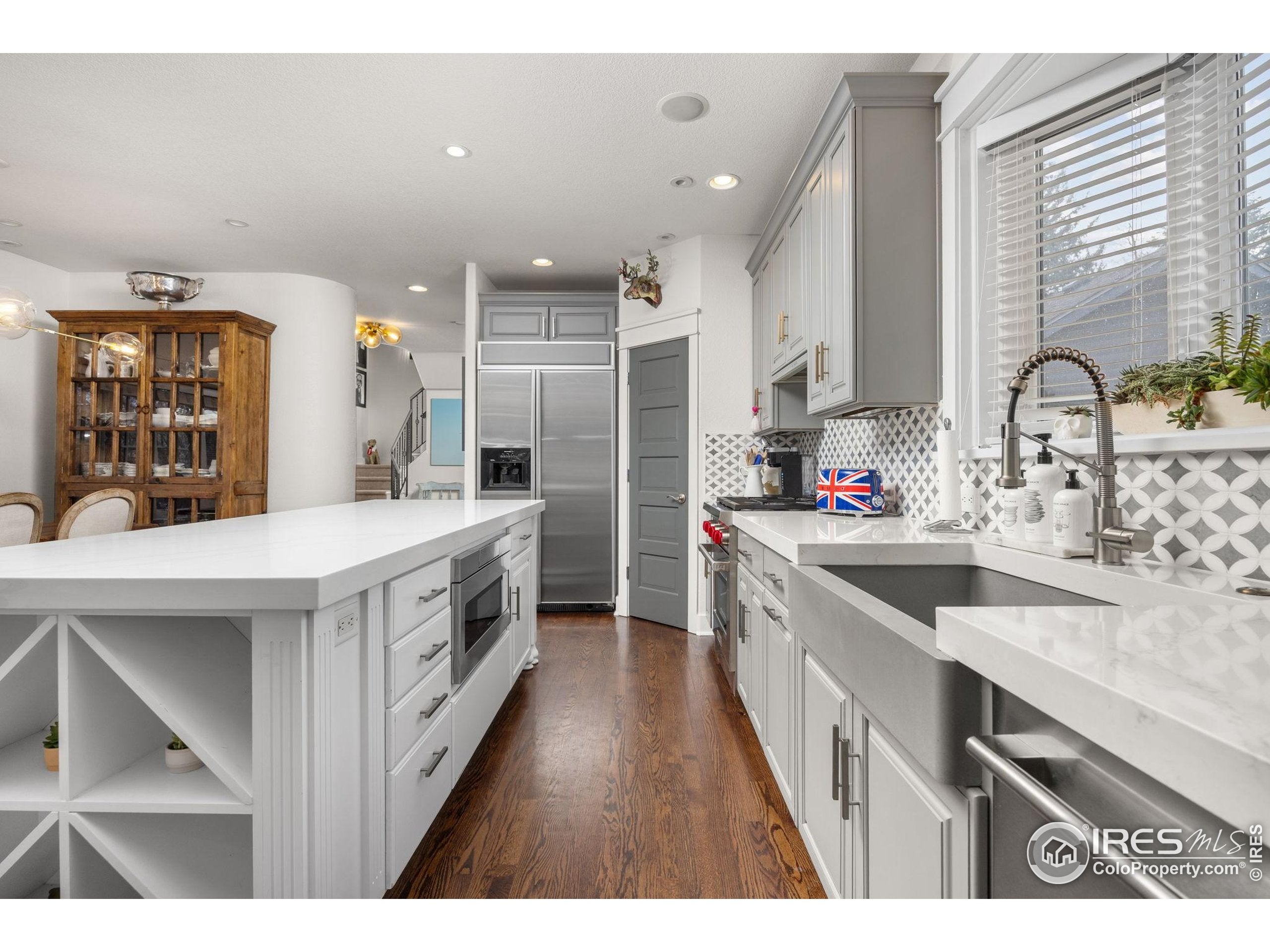 Boulder, Colorado, 80302, United States, 4 Bedrooms Bedrooms, ,4 BathroomsBathrooms,Residential,Active,2011850