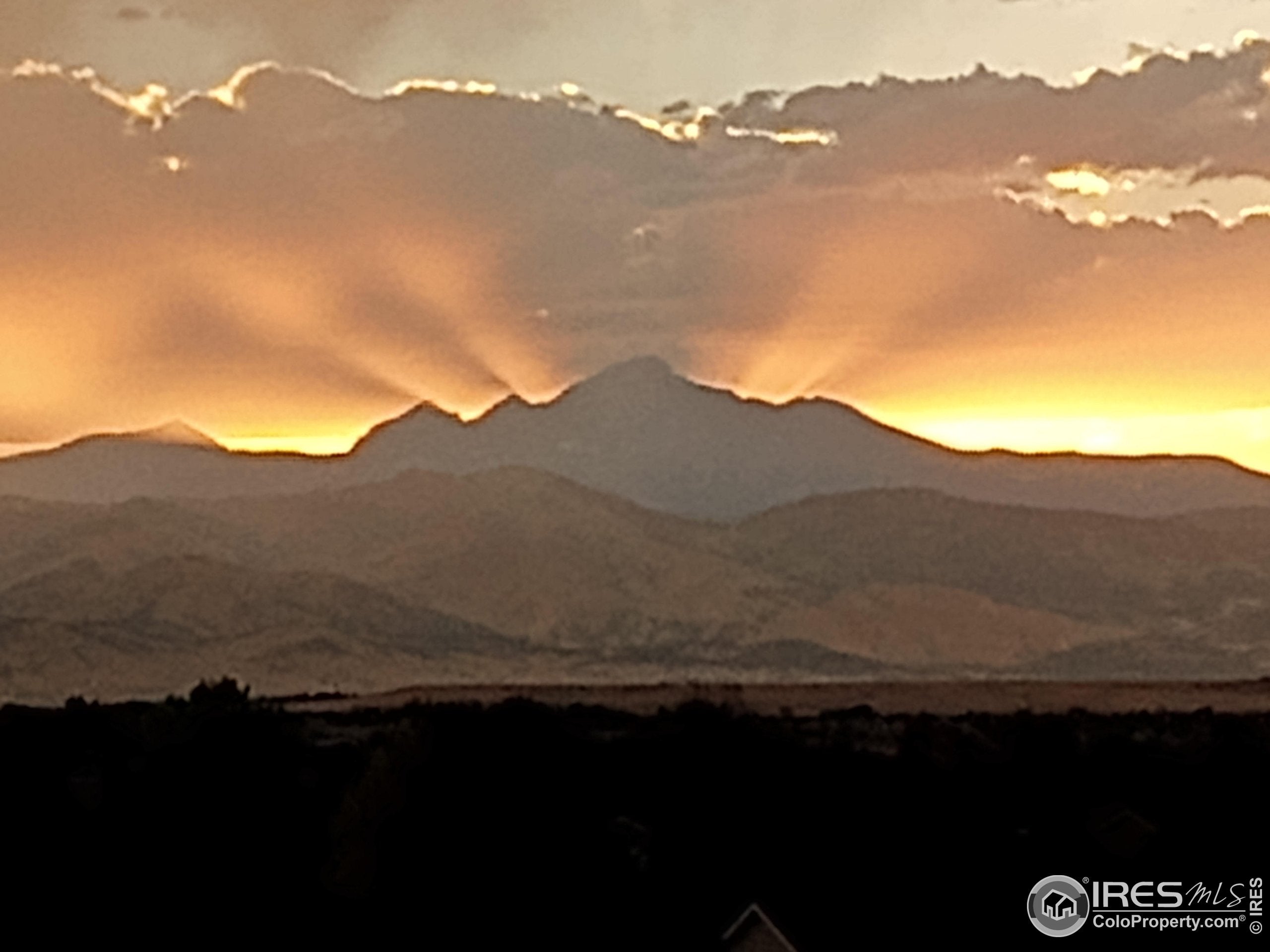 Erie, Colorado, 80516, United States, 4 Bedrooms Bedrooms, ,4 BathroomsBathrooms,Residential,Active,1909665