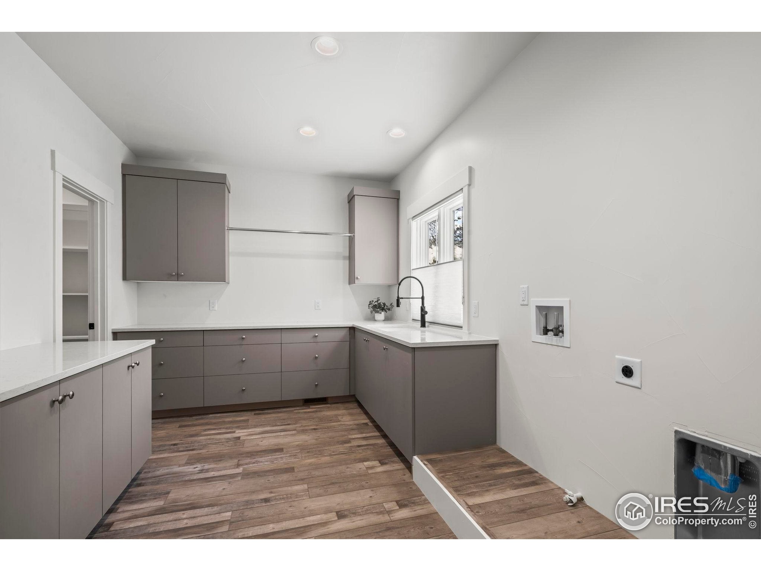 Lafayette, Colorado, 80026, United States, 5 Bedrooms Bedrooms, ,7 BathroomsBathrooms,Residential,Active,2006932