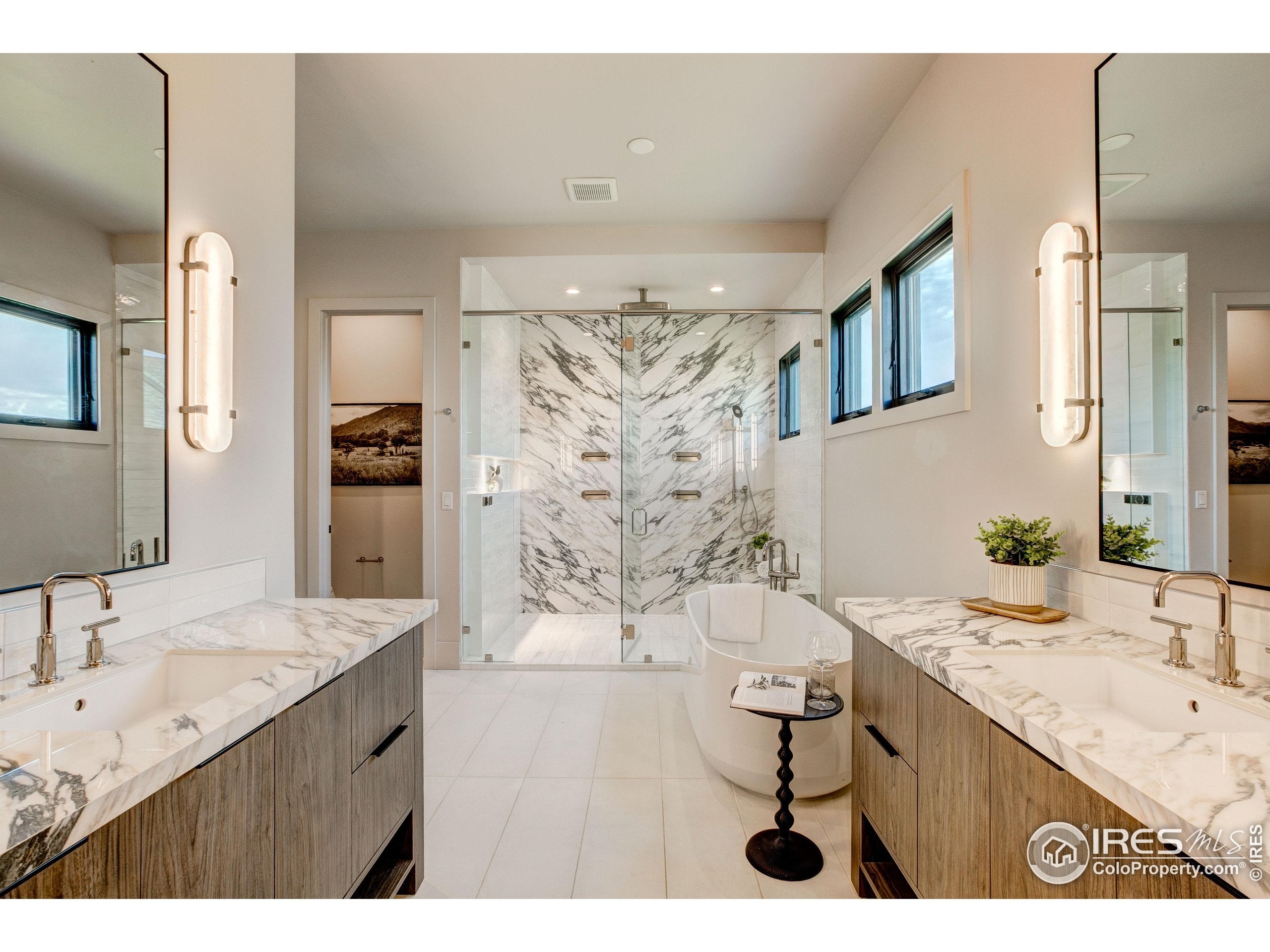 Berthoud, Colorado, 80513, United States, 4 Bedrooms Bedrooms, ,8 BathroomsBathrooms,Residential,Active,2012195