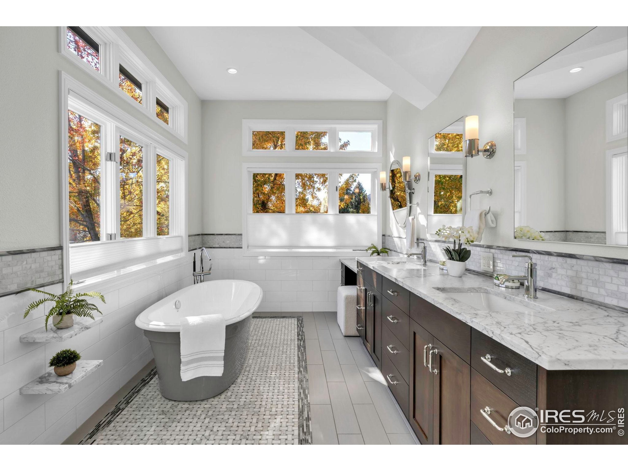 Boulder, Colorado, 80304, United States, 4 Bedrooms Bedrooms, ,5 BathroomsBathrooms,Residential,Active,1997577