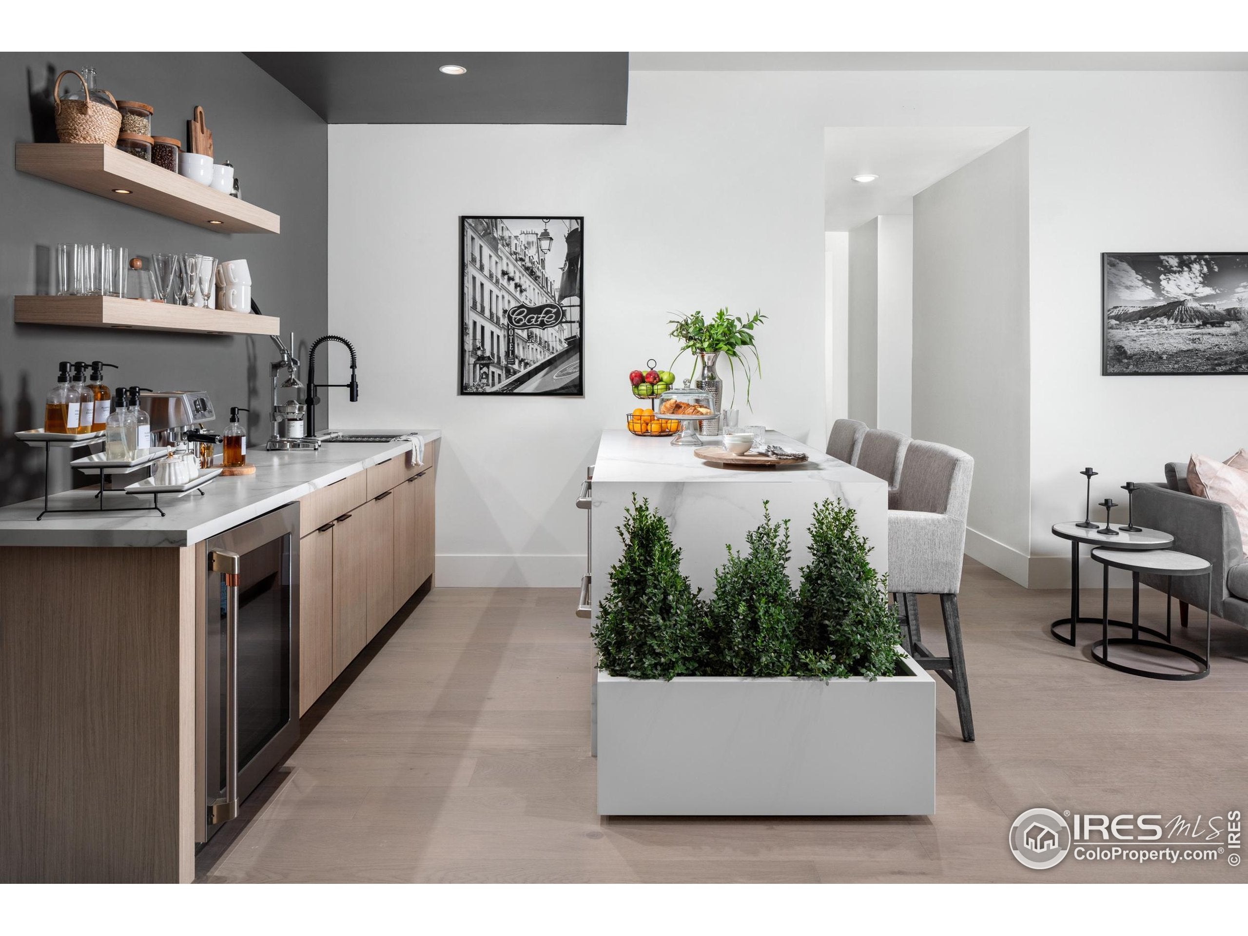 Berthoud, Colorado, 80513, United States, 4 Bedrooms Bedrooms, ,9 BathroomsBathrooms,Residential,Active,1945514