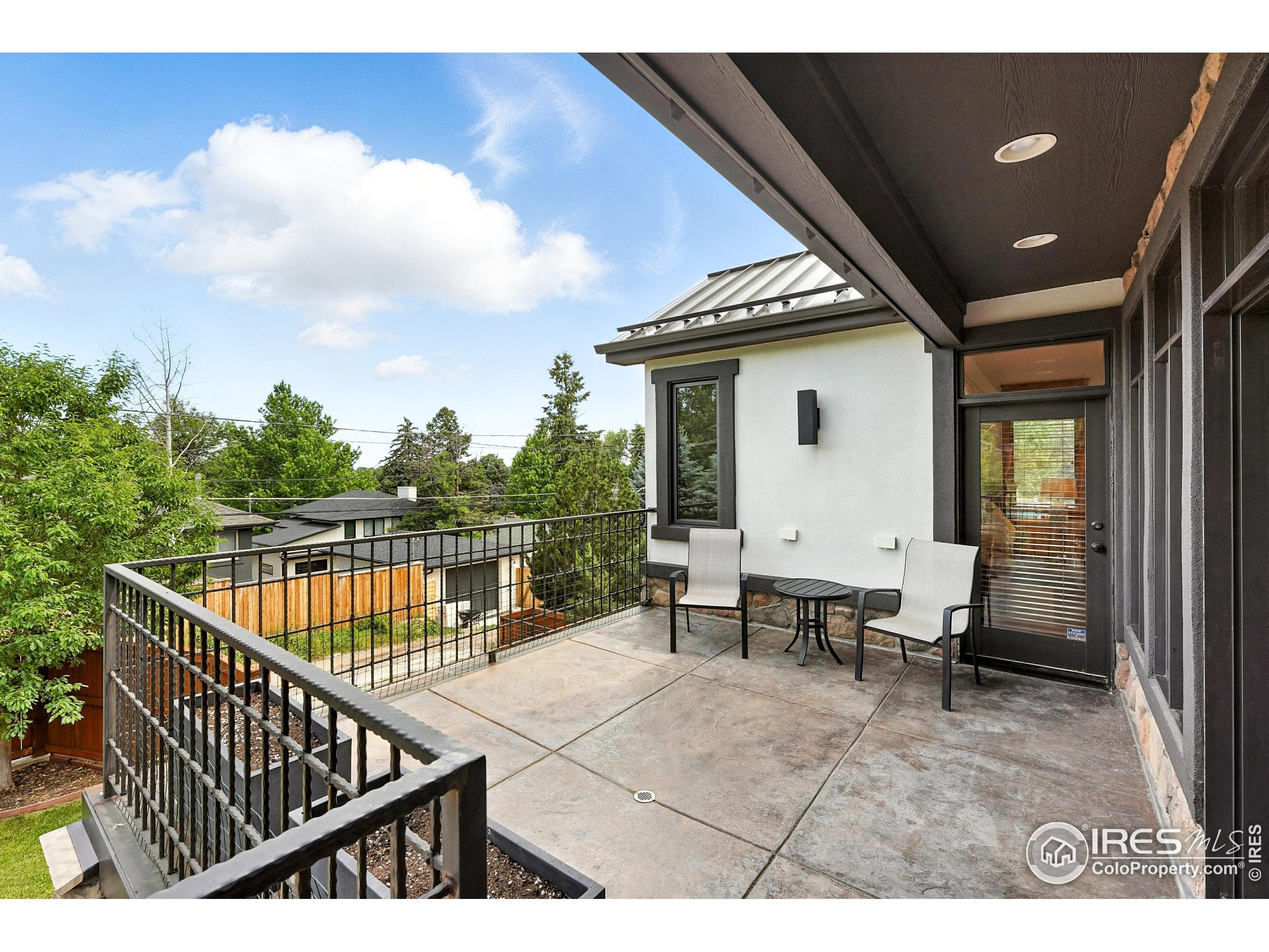 Boulder, Colorado, 80304, United States, 5 Bedrooms Bedrooms, ,4 BathroomsBathrooms,Residential,Active,1997632