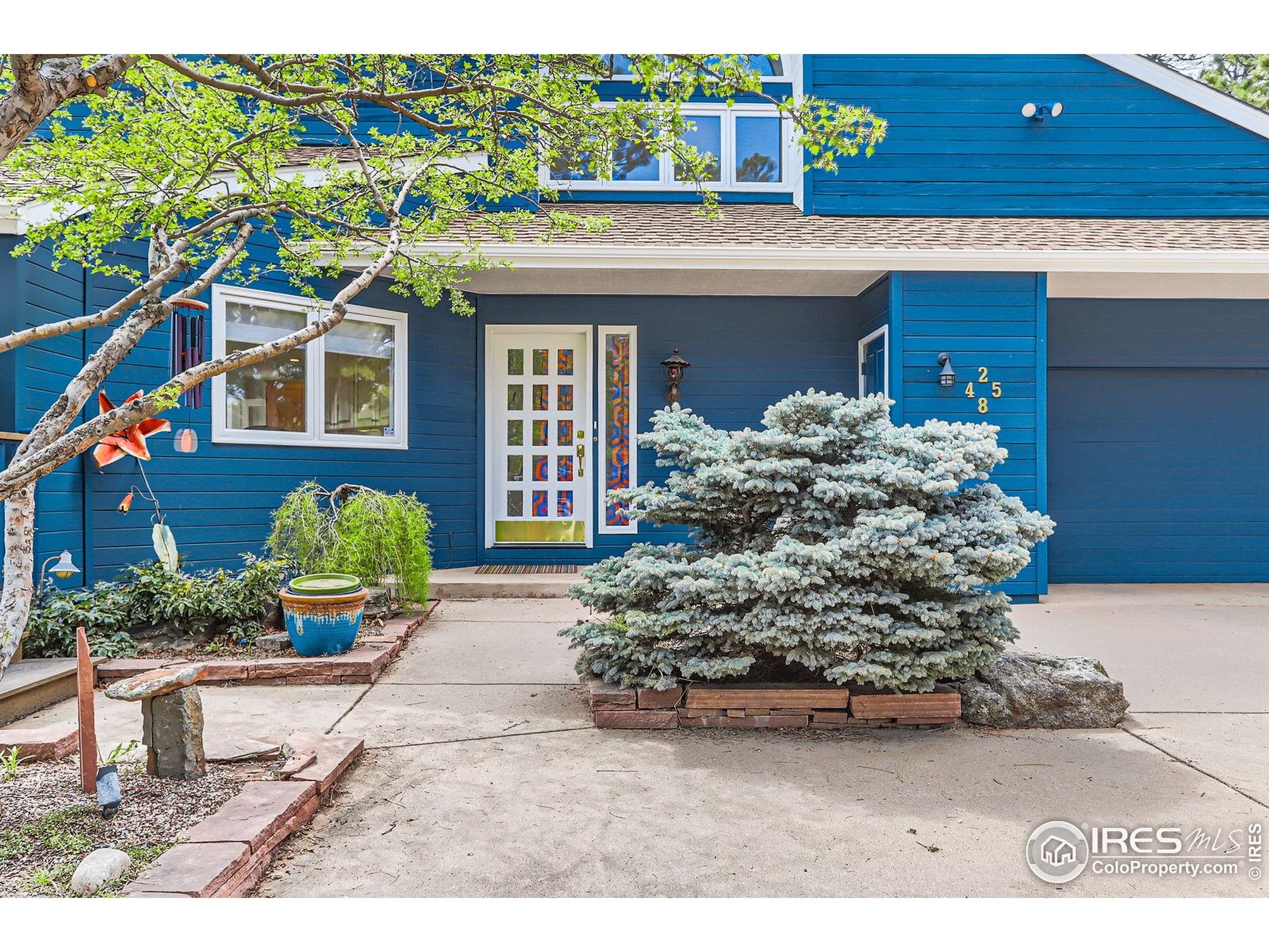 Boulder, Colorado, 80302, United States, 4 Bedrooms Bedrooms, ,5 BathroomsBathrooms,Residential,Pending,1953002