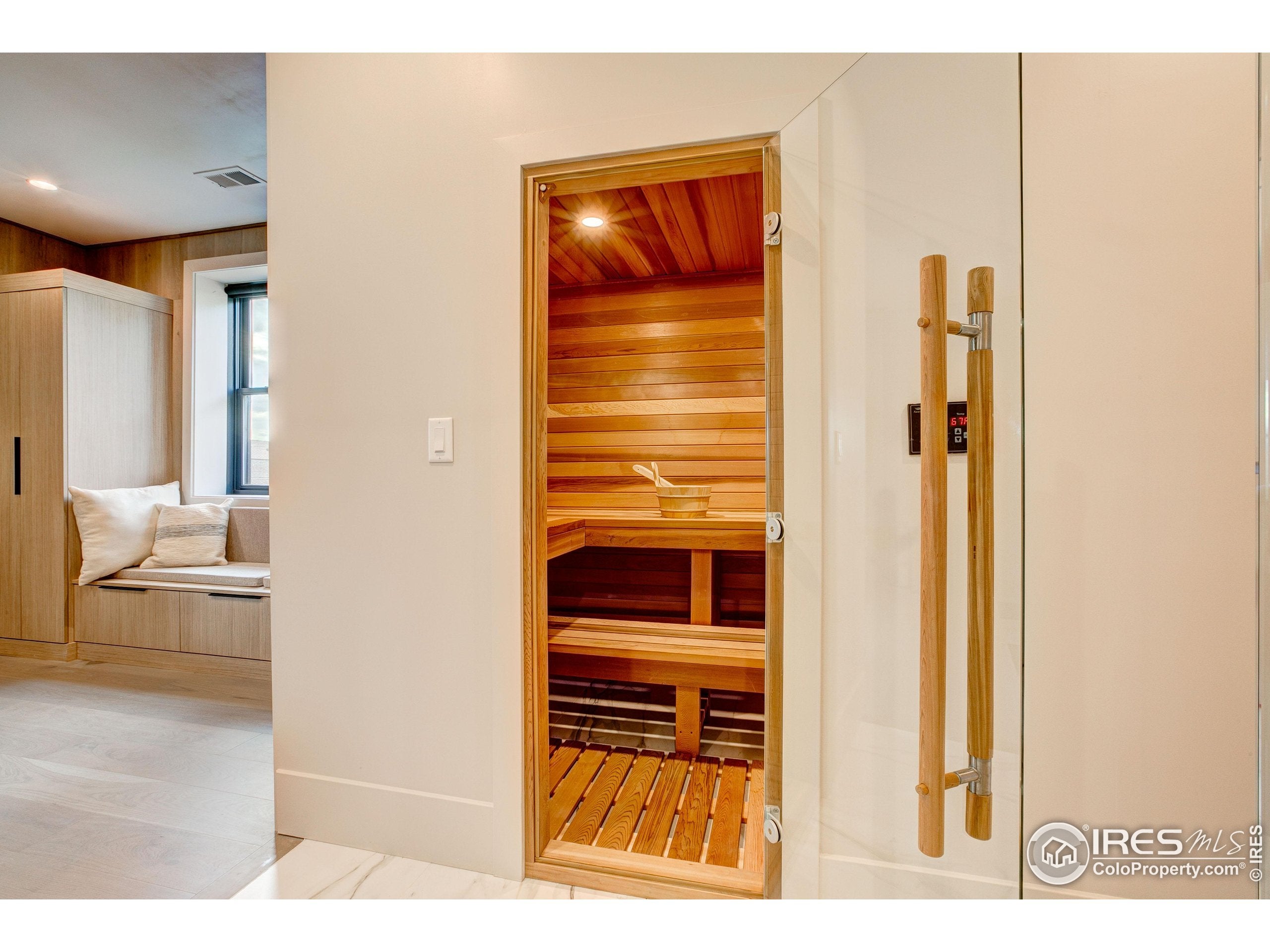 Berthoud, Colorado, 80513, United States, 4 Bedrooms Bedrooms, ,8 BathroomsBathrooms,Residential,Active,2012195