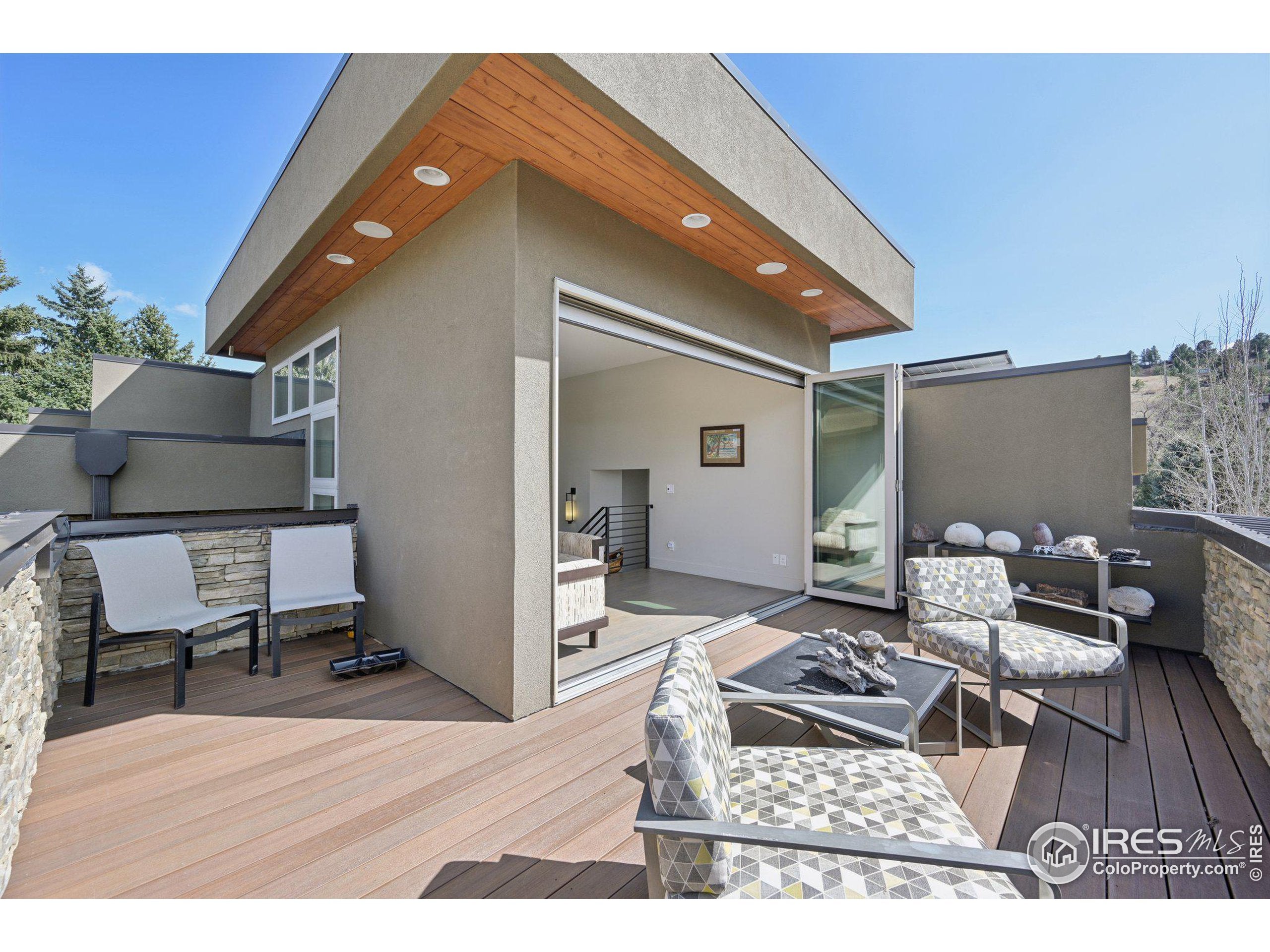 Boulder, Colorado, 80302, United States, 5 Bedrooms Bedrooms, ,6 BathroomsBathrooms,Residential,Active,1997560