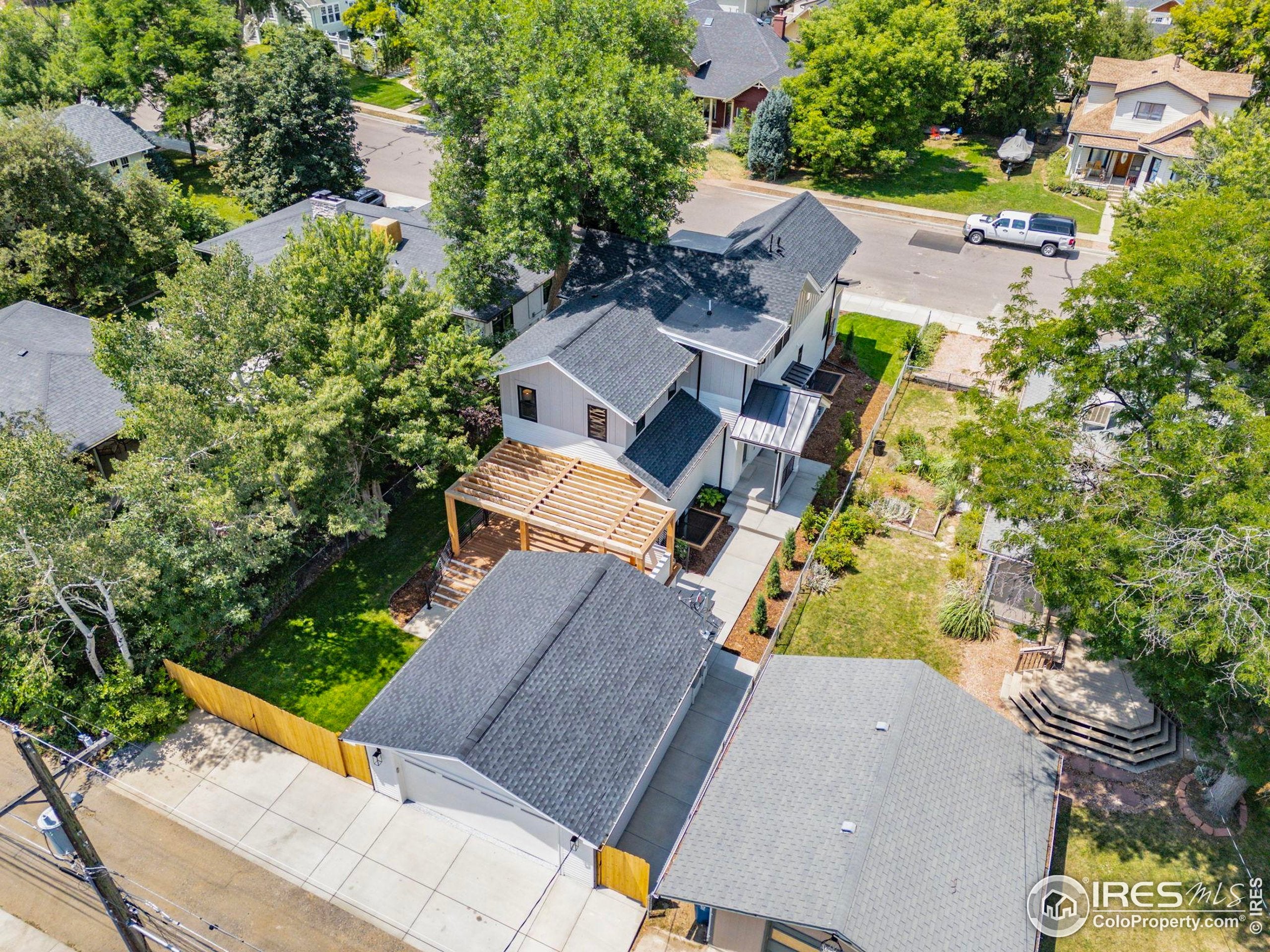 Louisville, Colorado, 80027, United States, 6 Bedrooms Bedrooms, ,4 BathroomsBathrooms,Residential,Active,1903214
