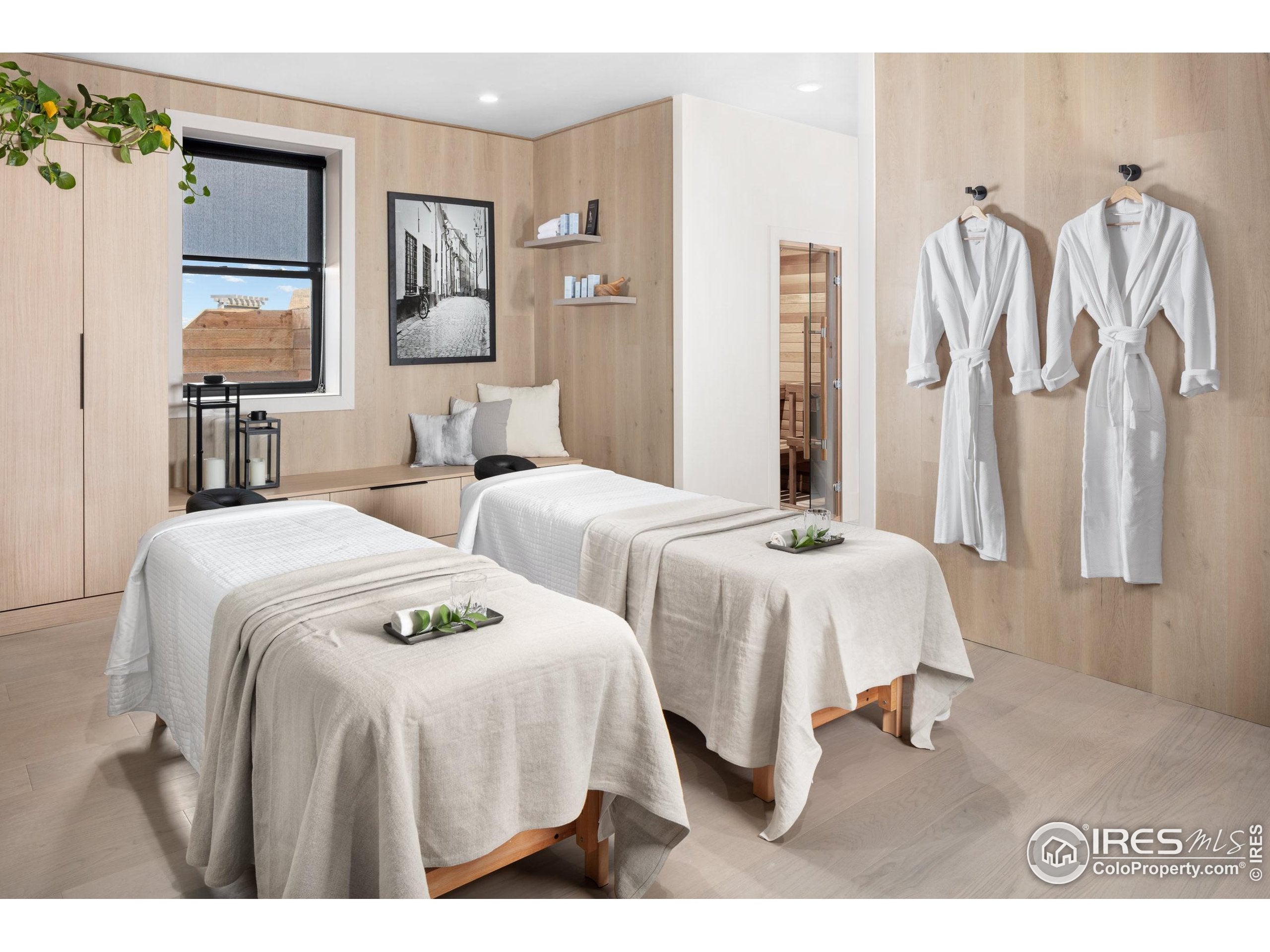 Berthoud, Colorado, 80513, United States, 4 Bedrooms Bedrooms, ,9 BathroomsBathrooms,Residential,Active,1945514