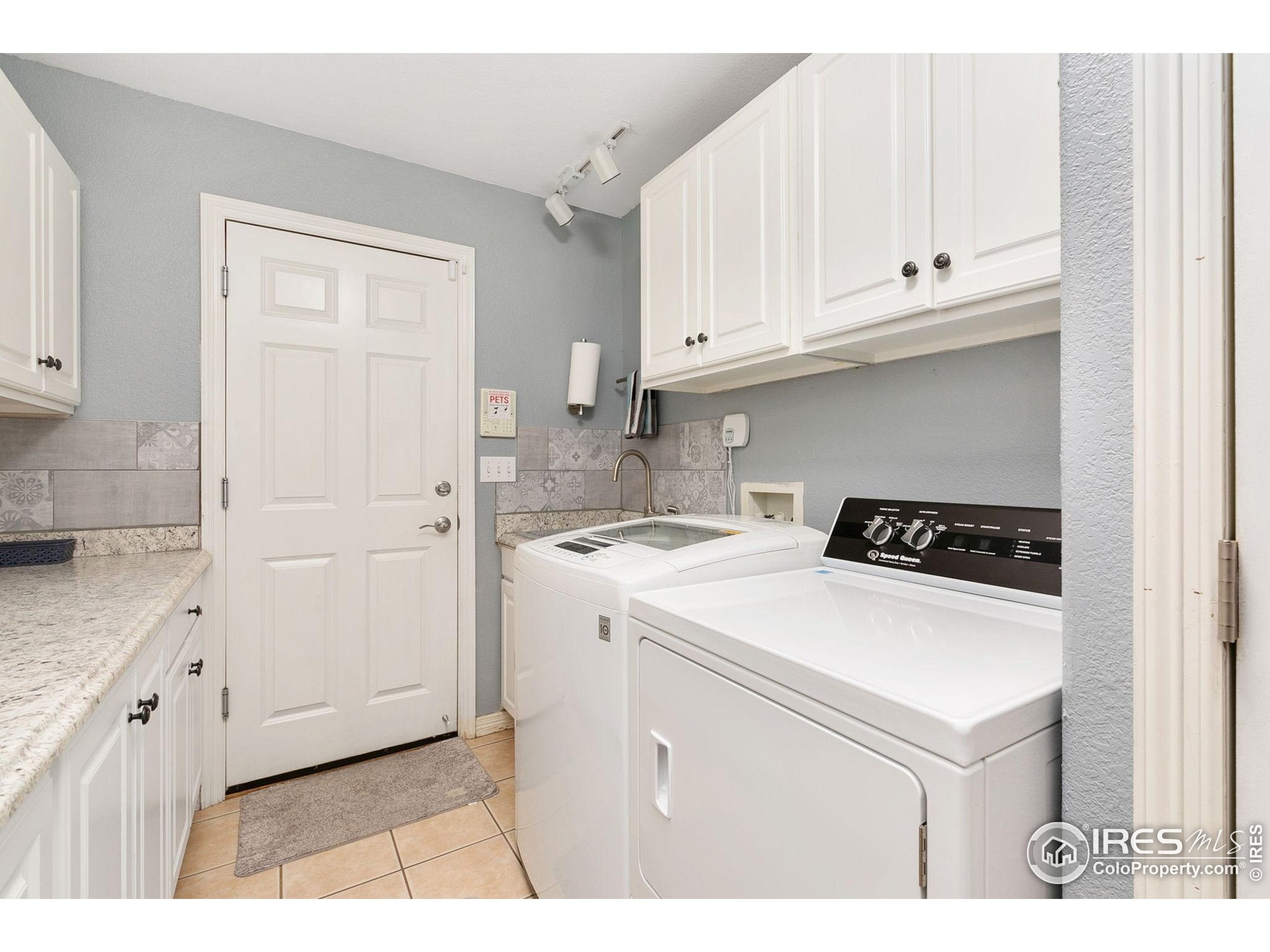 Fort Collins, Colorado, 80525, United States, 5 Bedrooms Bedrooms, ,5 BathroomsBathrooms,Residential,Active,1927669