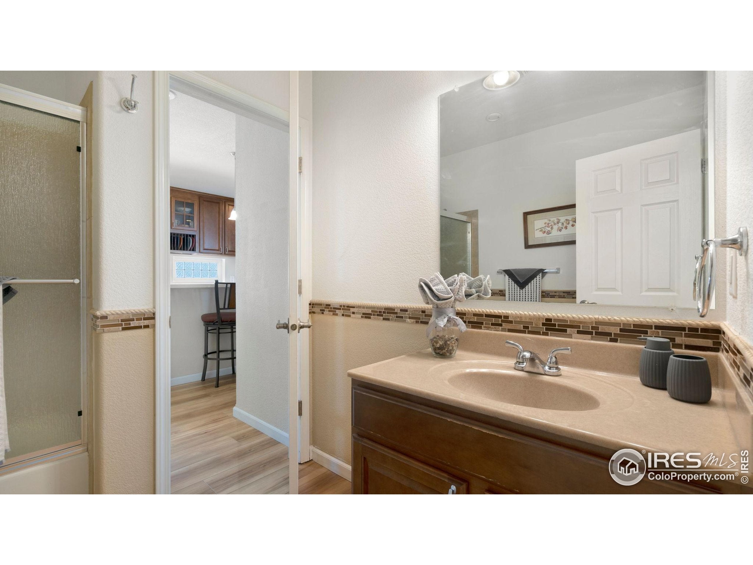 Loveland, Colorado, 80537, United States, 3 Bedrooms Bedrooms, ,2 BathroomsBathrooms,Residential,Active,1986871