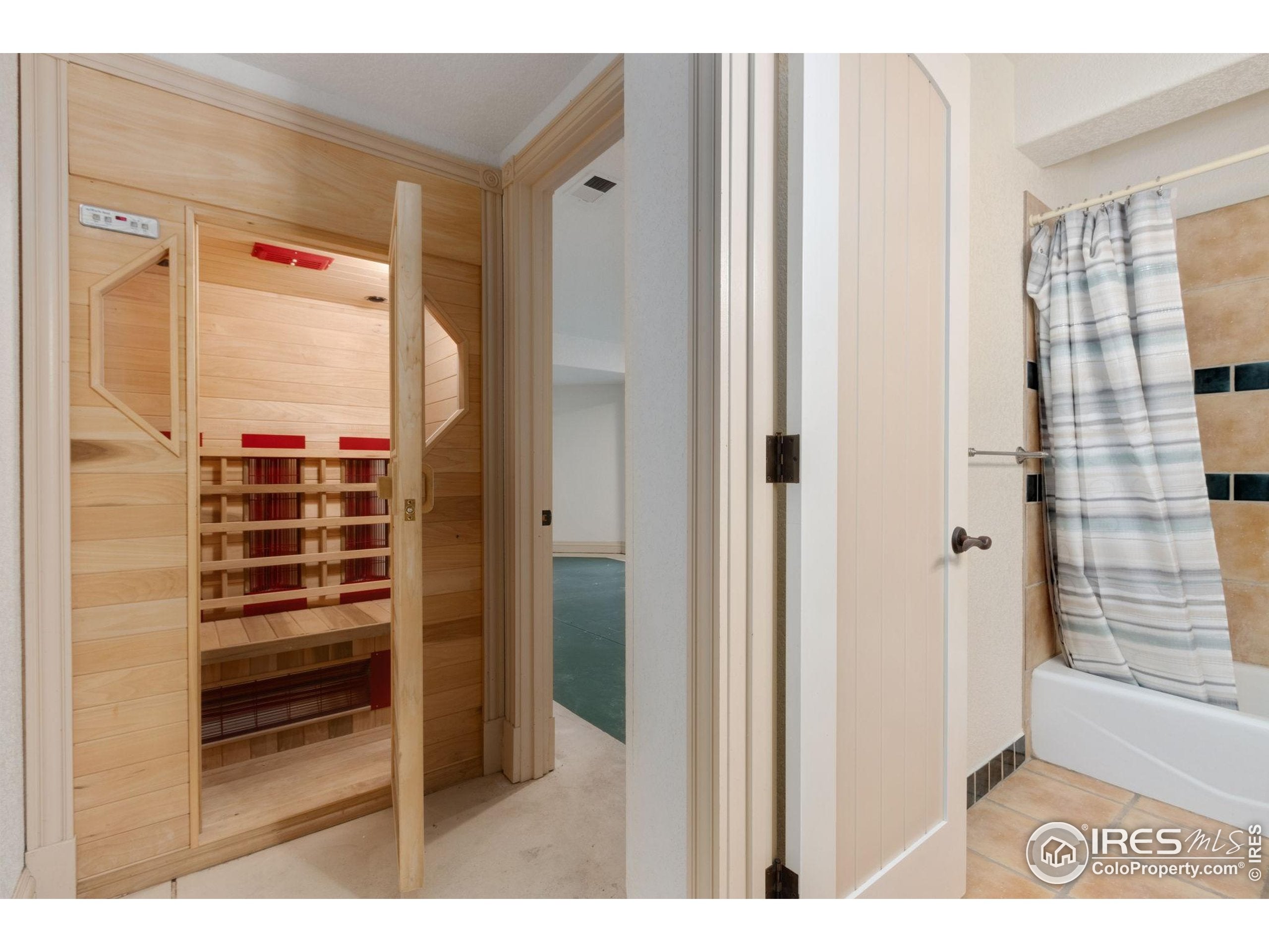 Fort Collins, Colorado, 80526, United States, 5 Bedrooms Bedrooms, ,5 BathroomsBathrooms,Residential,Active,1953988