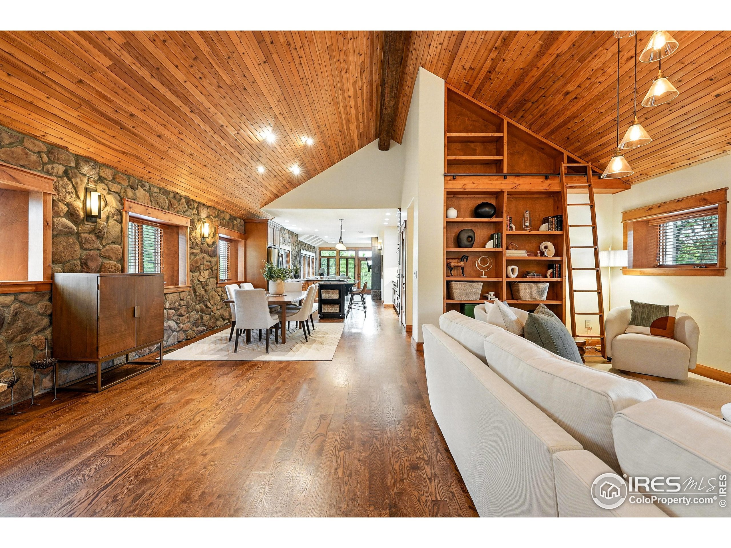 Boulder, Colorado, 80304, United States, 5 Bedrooms Bedrooms, ,4 BathroomsBathrooms,Residential,Active,1997632