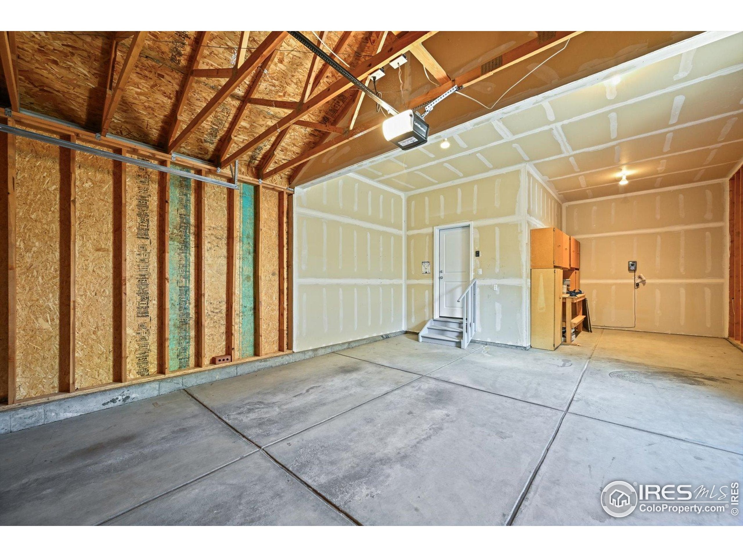 Lafayette, Colorado, 80026, United States, 4 Bedrooms Bedrooms, ,3 BathroomsBathrooms,Residential,Active,1997558