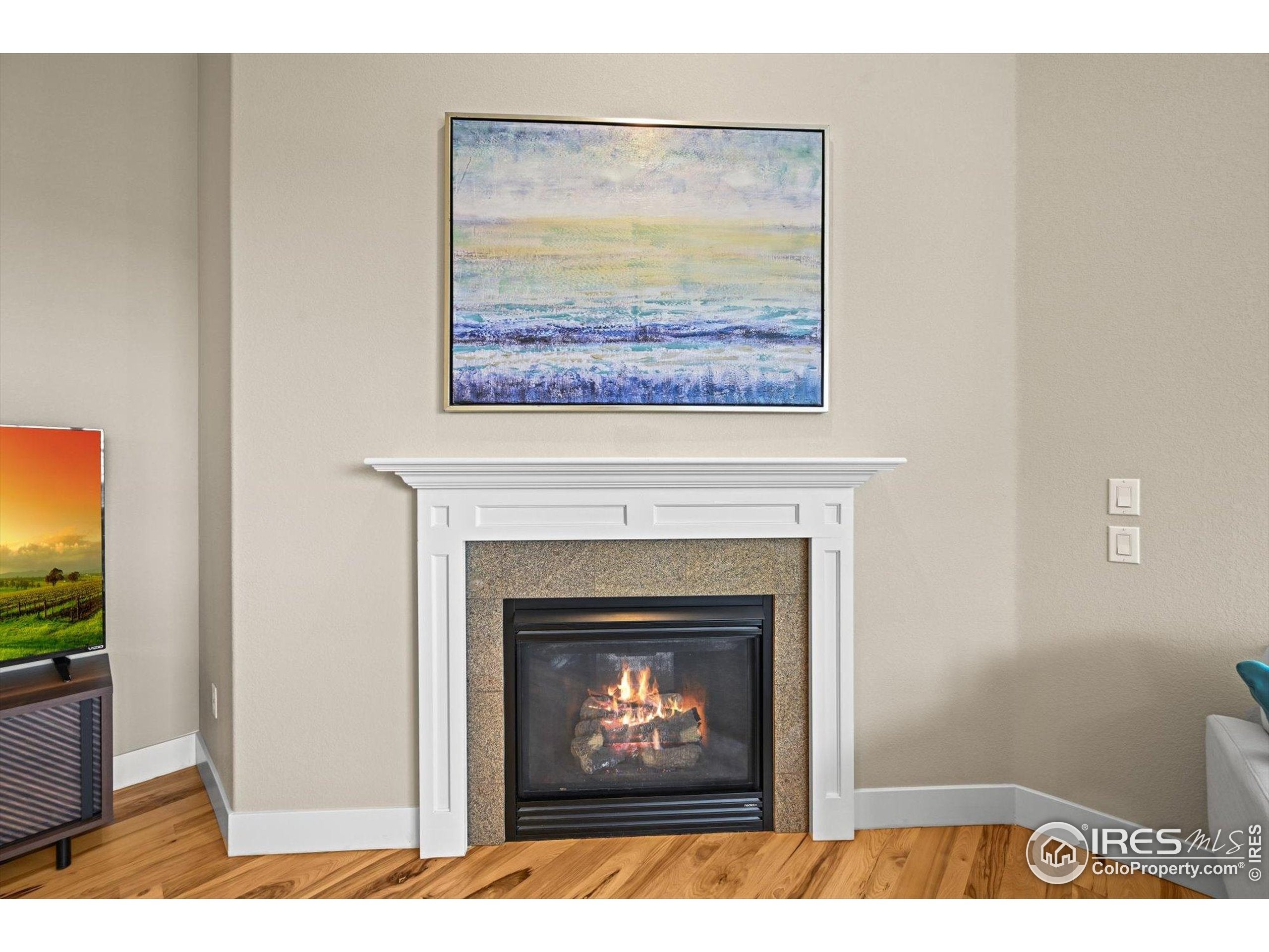 Lafayette, Colorado, 80026, United States, 4 Bedrooms Bedrooms, ,3 BathroomsBathrooms,Residential,Active,1997558