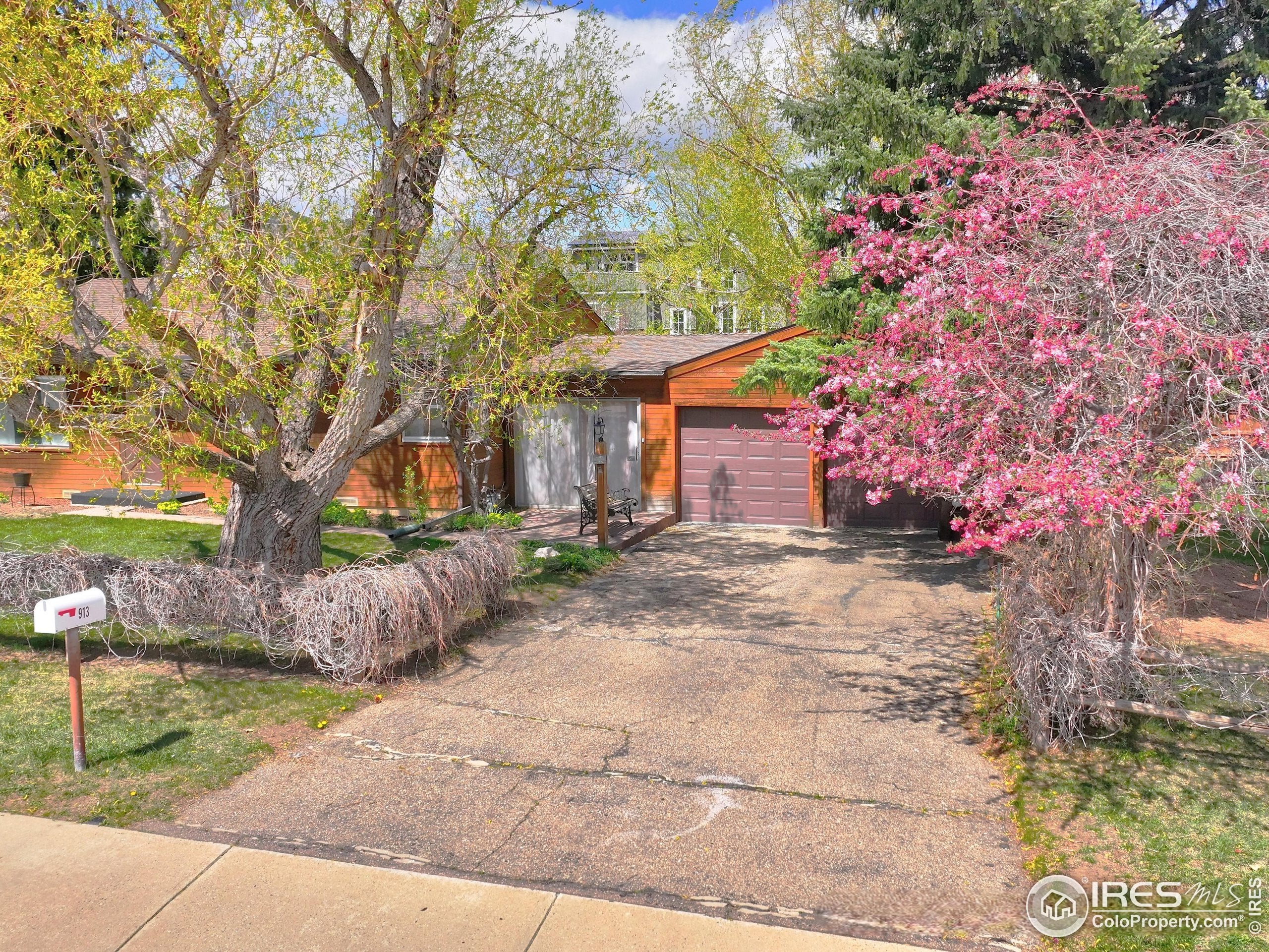 Boulder, Colorado, 80304, United States, ,Residential,Active,1702995