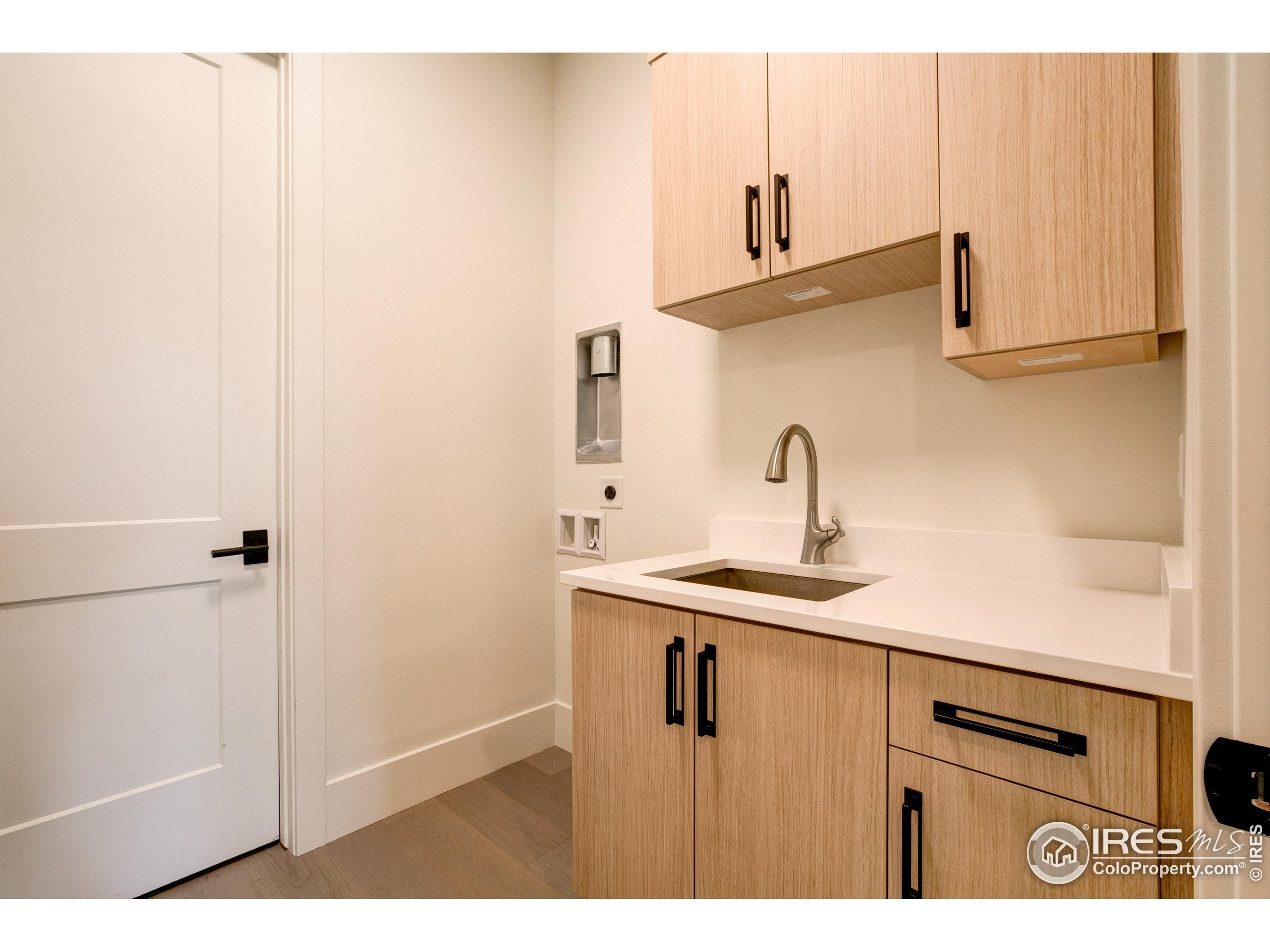 Berthoud, Colorado, 80513, United States, 4 Bedrooms Bedrooms, ,9 BathroomsBathrooms,Residential,Active,1945514