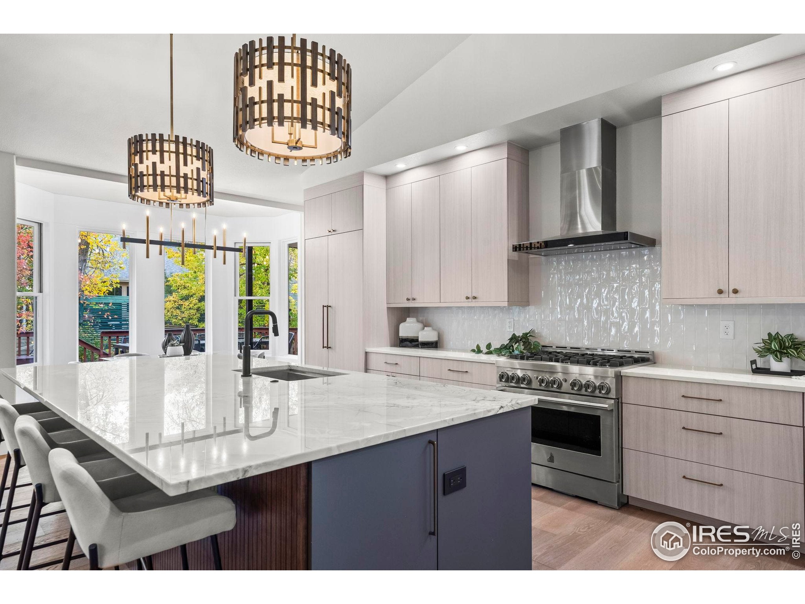 Boulder, Colorado, 80301, United States, 4 Bedrooms Bedrooms, ,4 BathroomsBathrooms,Residential,Active,1997569