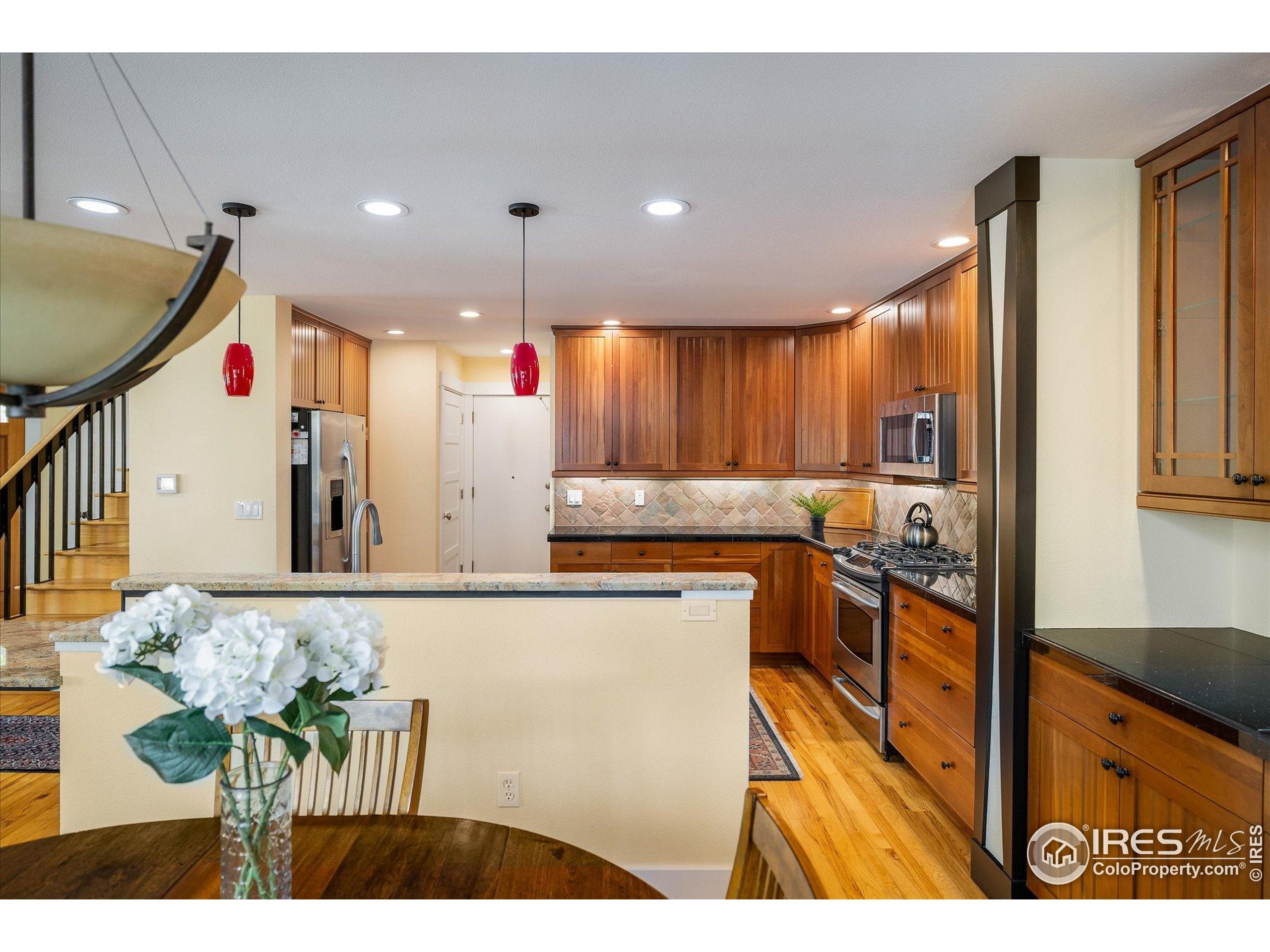 Boulder, Colorado, 80303, United States, 3 Bedrooms Bedrooms, ,4 BathroomsBathrooms,Residential,Active,1820373