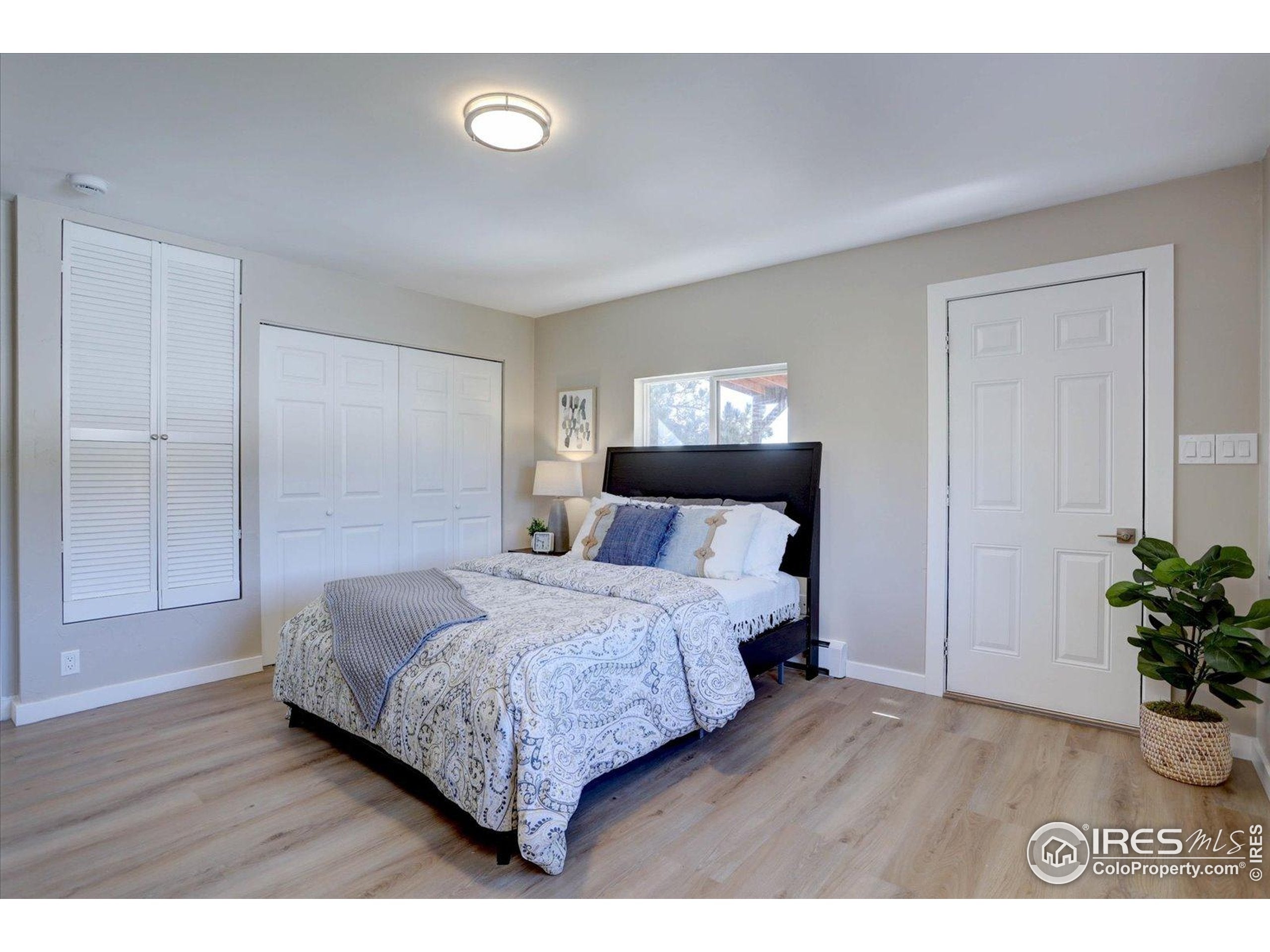 Lyons, Colorado, 80540, United States, 3 Bedrooms Bedrooms, ,2 BathroomsBathrooms,Residential,Active,1969834