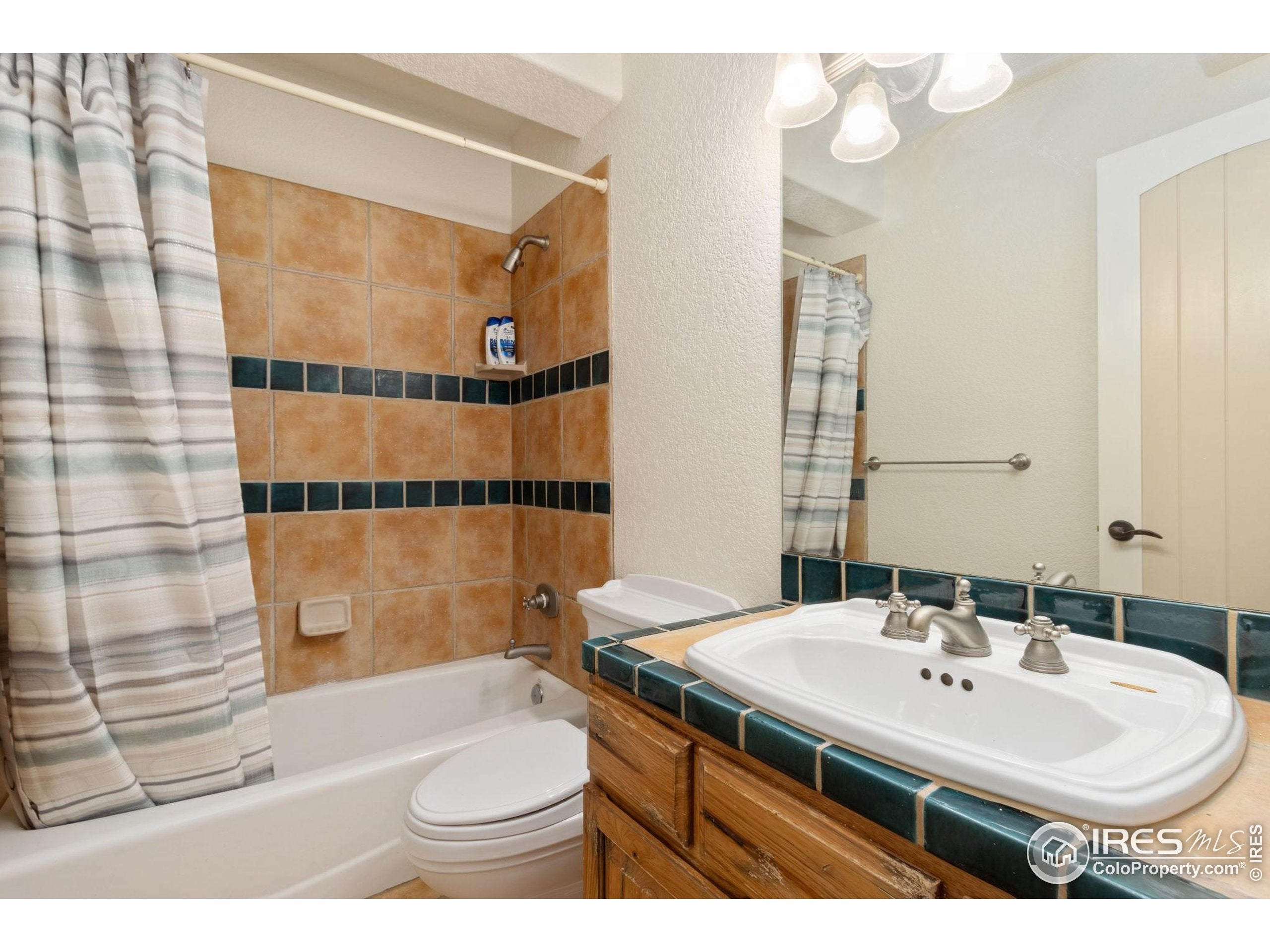 Fort Collins, Colorado, 80526, United States, 5 Bedrooms Bedrooms, ,5 BathroomsBathrooms,Residential,Active,1953988