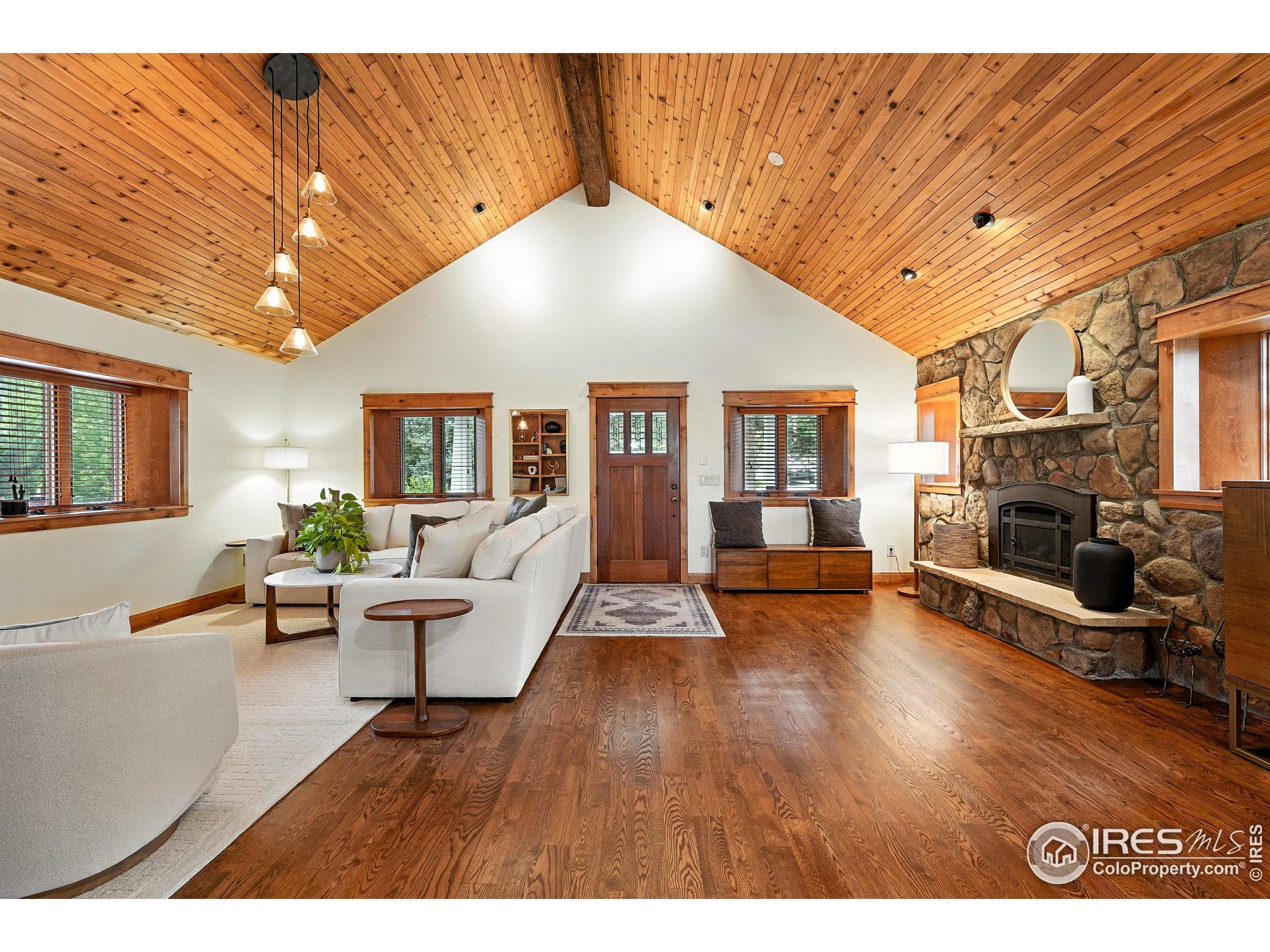 Boulder, Colorado, 80304, United States, 5 Bedrooms Bedrooms, ,4 BathroomsBathrooms,Residential,Active,1997632