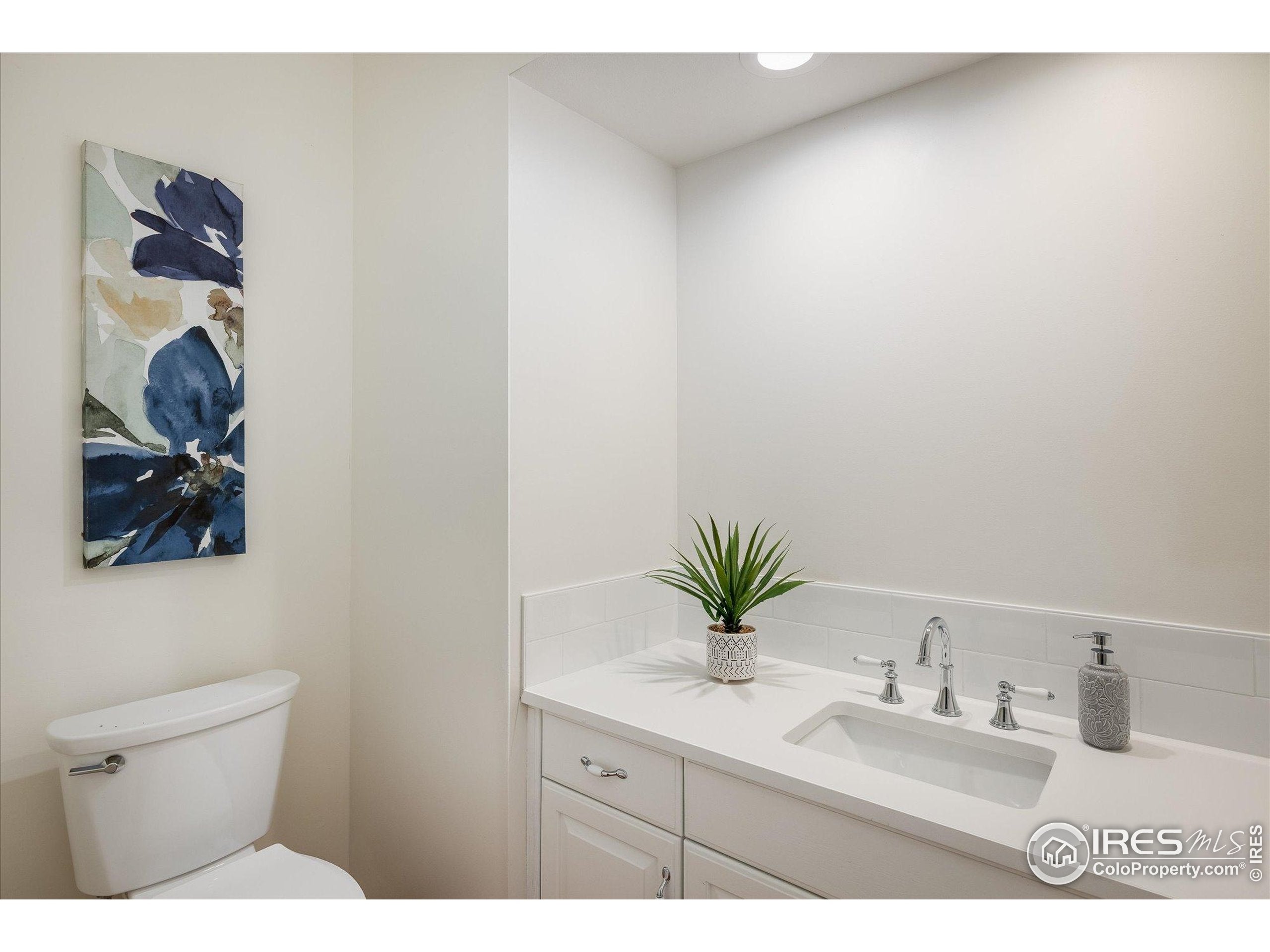 Lafayette, Colorado, 80026, United States, 4 Bedrooms Bedrooms, ,3 BathroomsBathrooms,Residential,Active,1959544