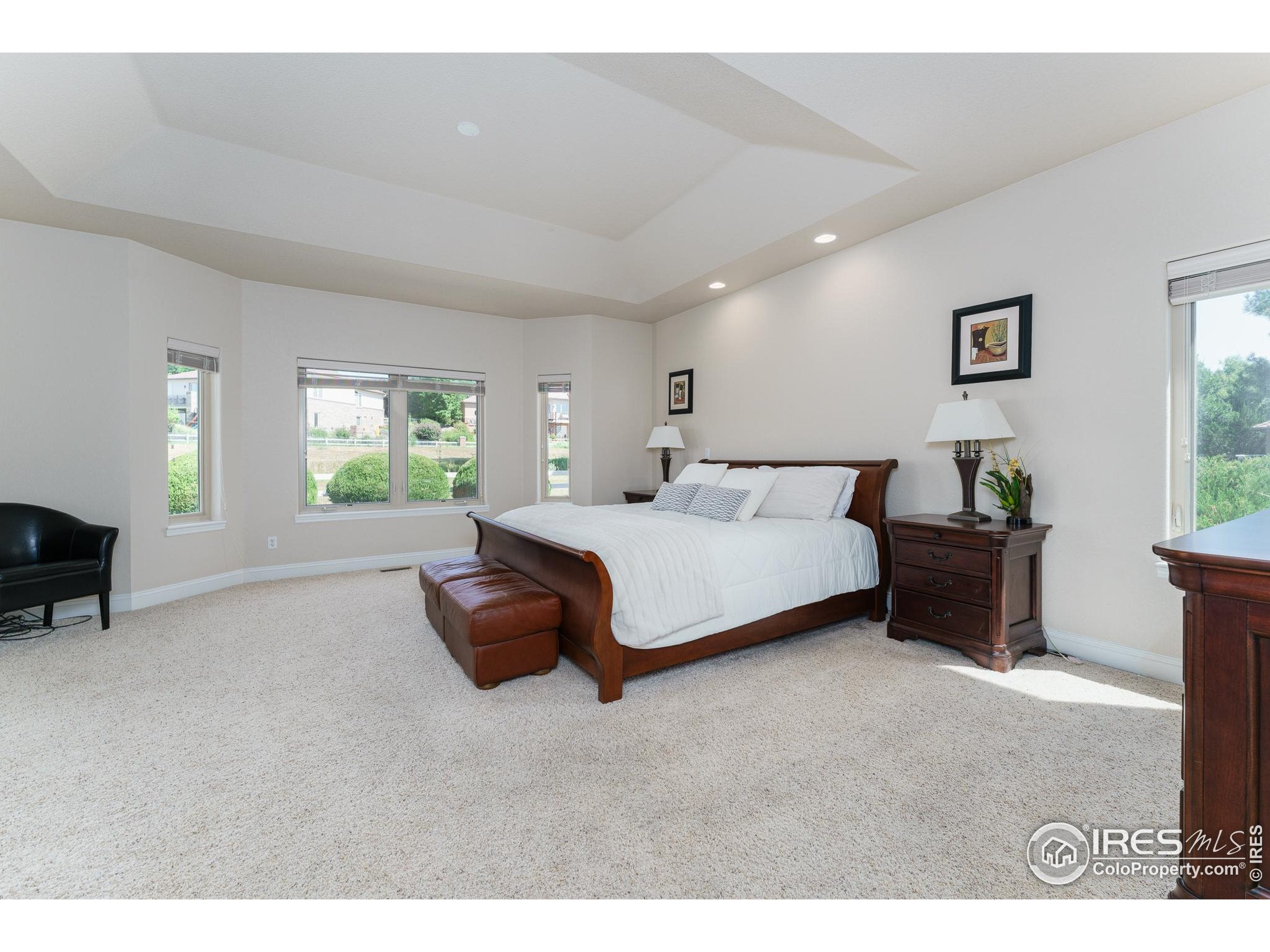 Arvada, Colorado, 80005, United States, 4 Bedrooms Bedrooms, ,4 BathroomsBathrooms,Residential,Active,1922299