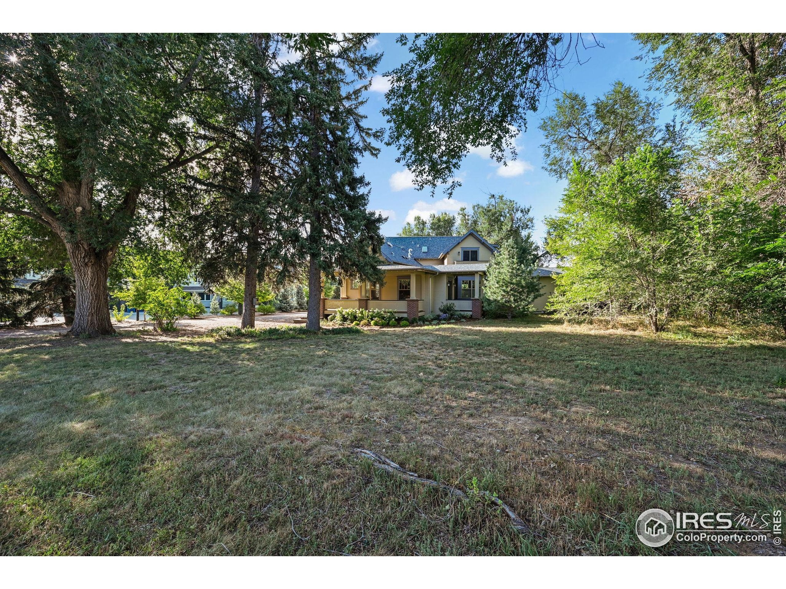 Louisville, Colorado, 80027, United States, 3 Bedrooms Bedrooms, ,3 BathroomsBathrooms,Residential,Pending,1997546