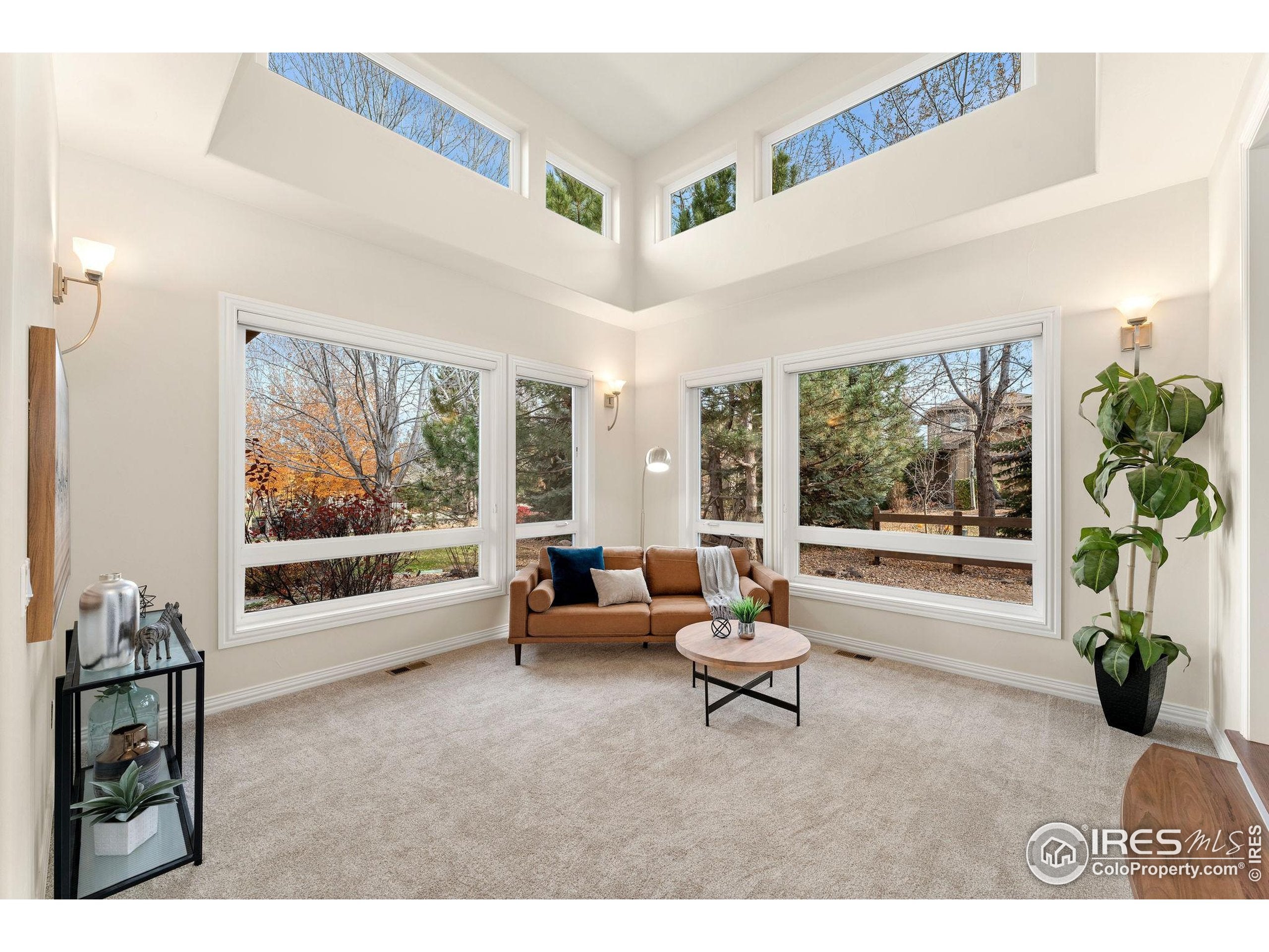 Lafayette, Colorado, 80026, United States, 6 Bedrooms Bedrooms, ,5 BathroomsBathrooms,Residential,Active,1945353