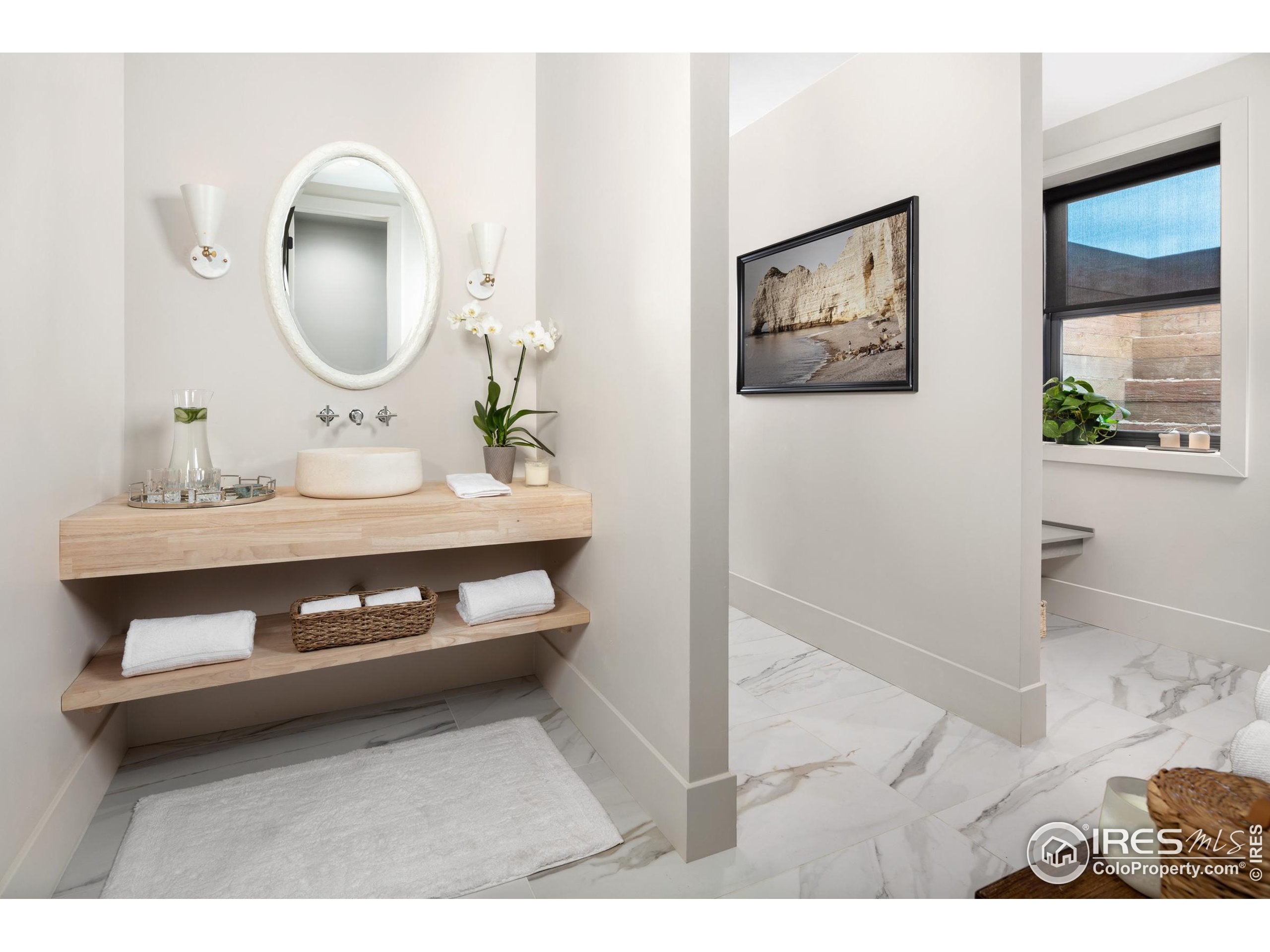 Berthoud, Colorado, 80513, United States, 4 Bedrooms Bedrooms, ,9 BathroomsBathrooms,Residential,Active,1945514