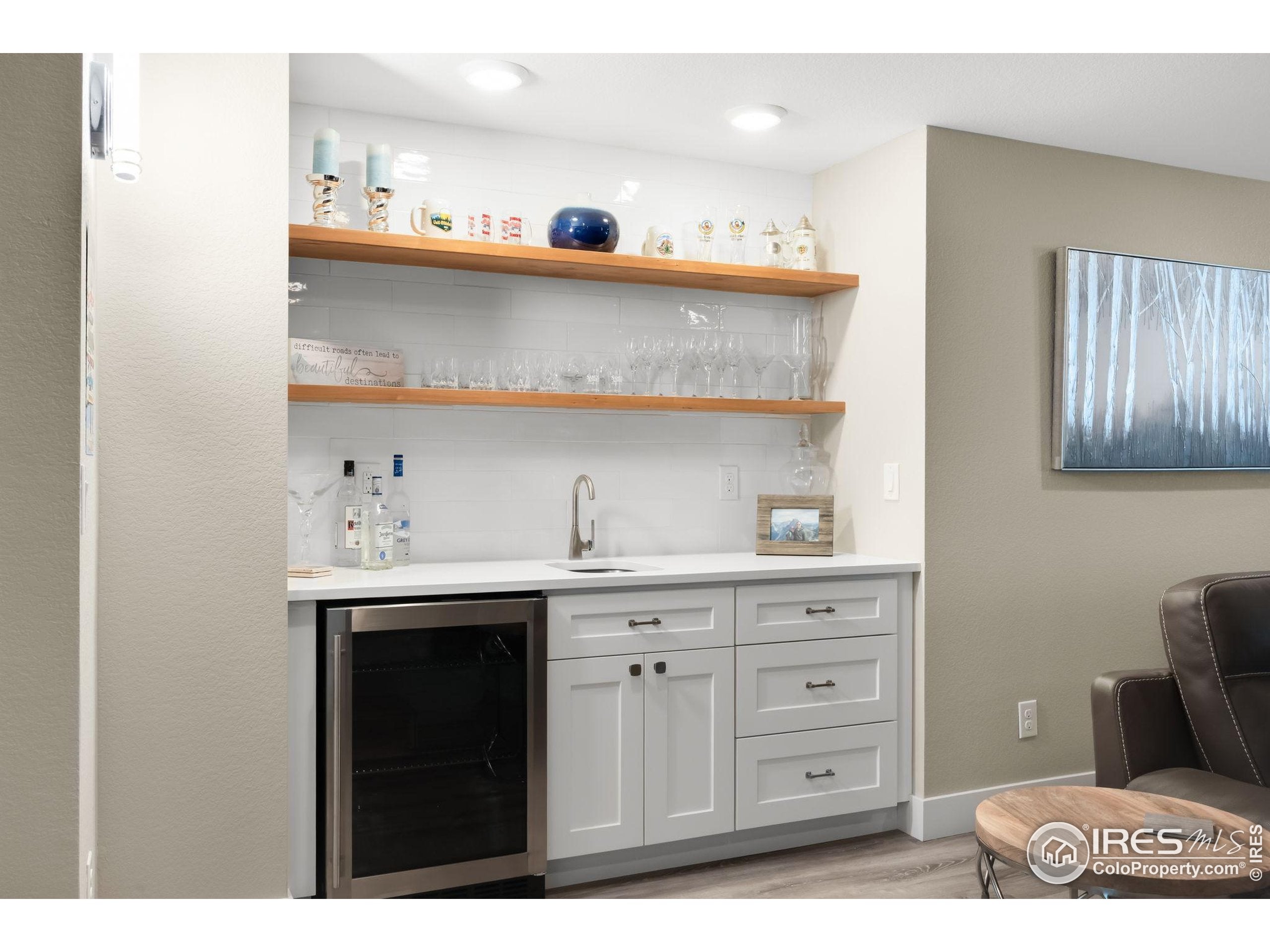 Golden, Colorado, 80403, United States, 5 Bedrooms Bedrooms, ,4 BathroomsBathrooms,Residential,Active,1945502