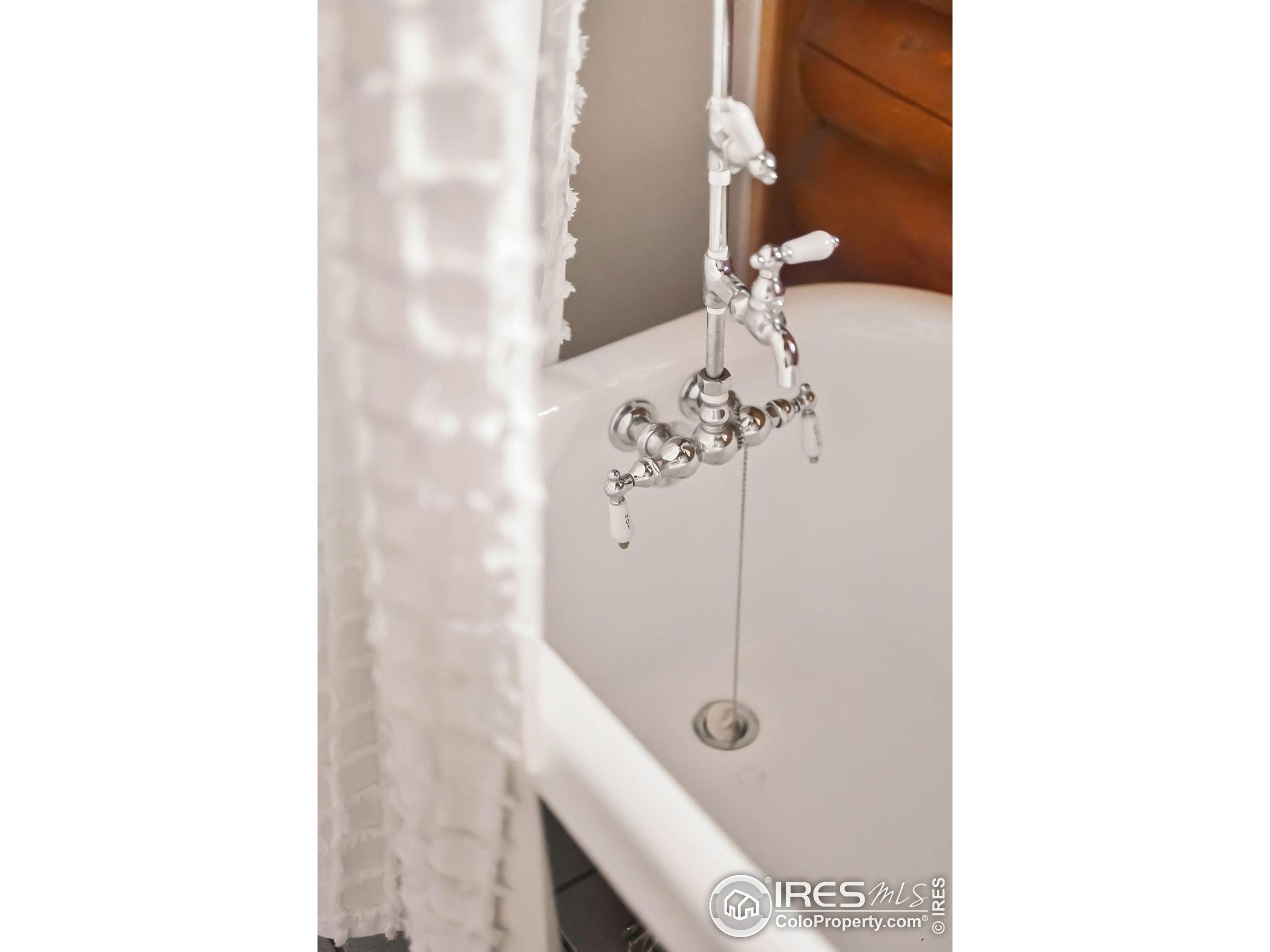 Boulder, Colorado, 80302, United States, 4 Bedrooms Bedrooms, ,4 BathroomsBathrooms,Residential,Active,1997631