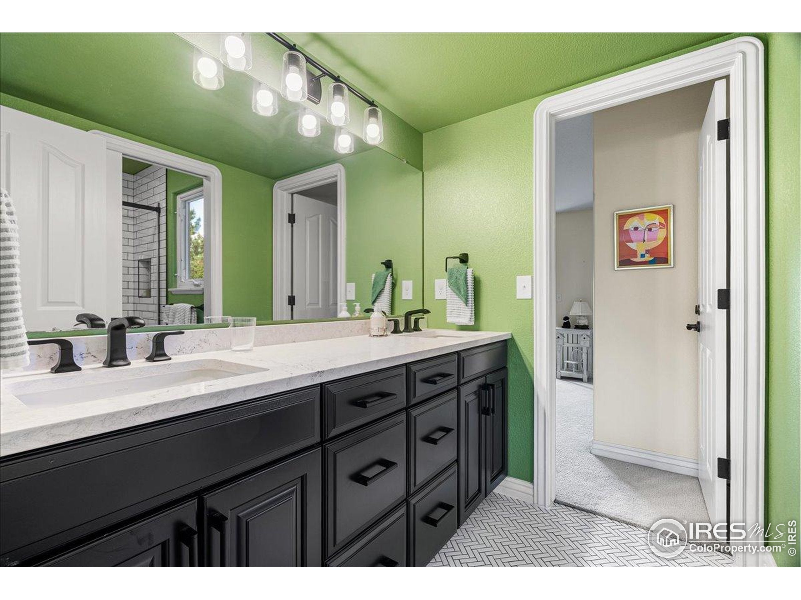 Loveland, Colorado, 80538, United States, 7 Bedrooms Bedrooms, ,5 BathroomsBathrooms,Residential,Active,1952273