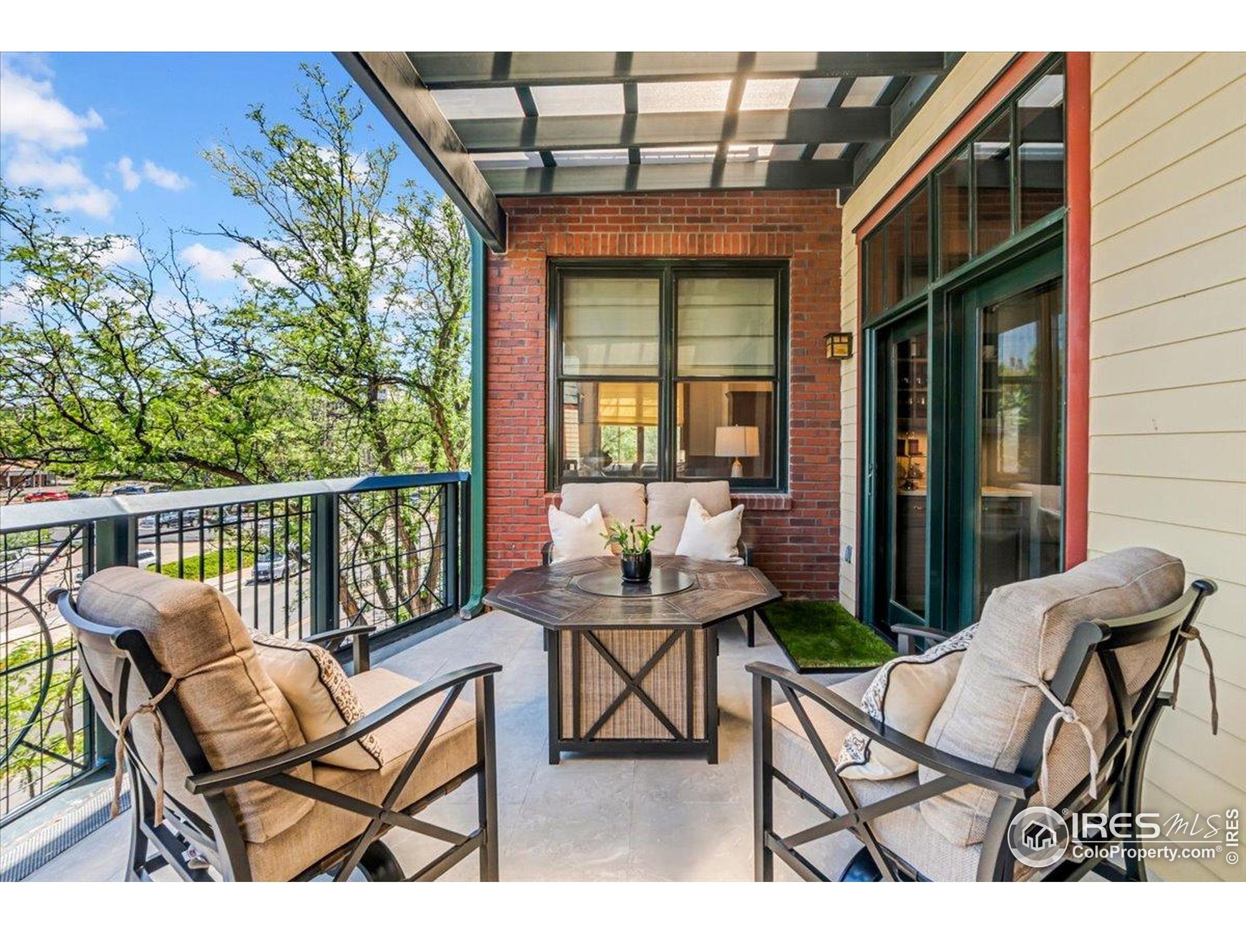 Fort Collins, Colorado, 80521, United States, 2 Bedrooms Bedrooms, ,3 BathroomsBathrooms,Residential,Active,1951800