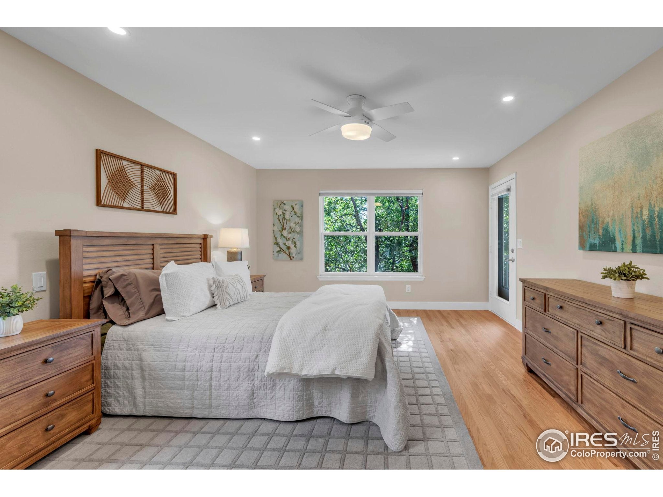 Louisville, Colorado, 80027, United States, 3 Bedrooms Bedrooms, ,3 BathroomsBathrooms,Residential,Active,1944039