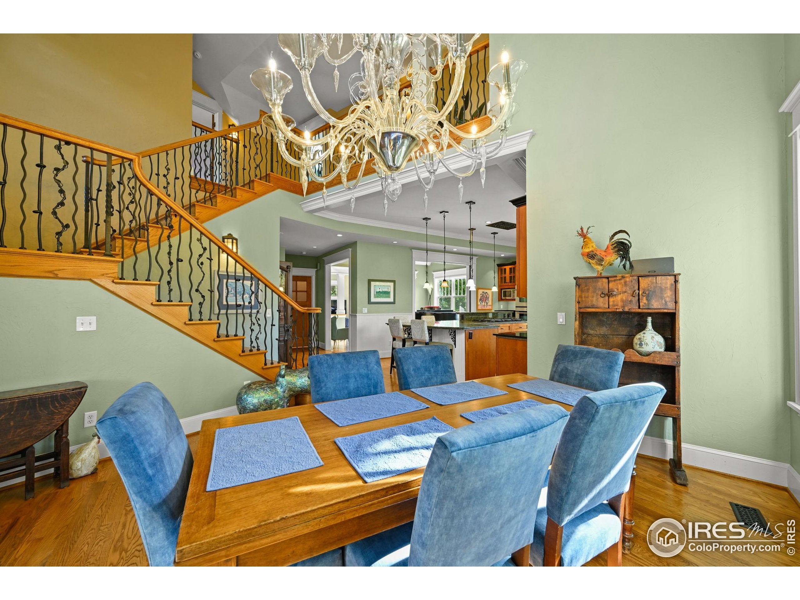 Louisville, Colorado, 80027, United States, 3 Bedrooms Bedrooms, ,3 BathroomsBathrooms,Residential,Pending,1997546