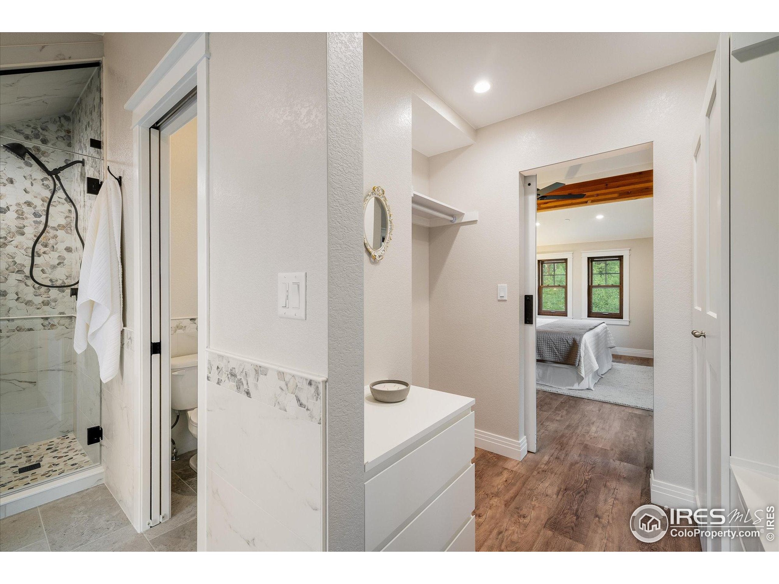 Golden, Colorado, 80403, United States, ,3 BathroomsBathrooms,Residential,Active,1888512