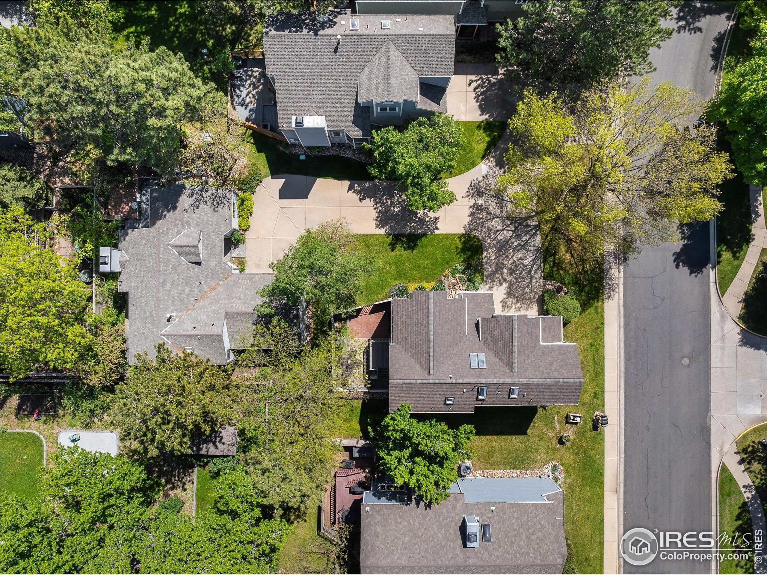 Boulder, Colorado, 80303, United States, 3 Bedrooms Bedrooms, ,4 BathroomsBathrooms,Residential,Active,1820373